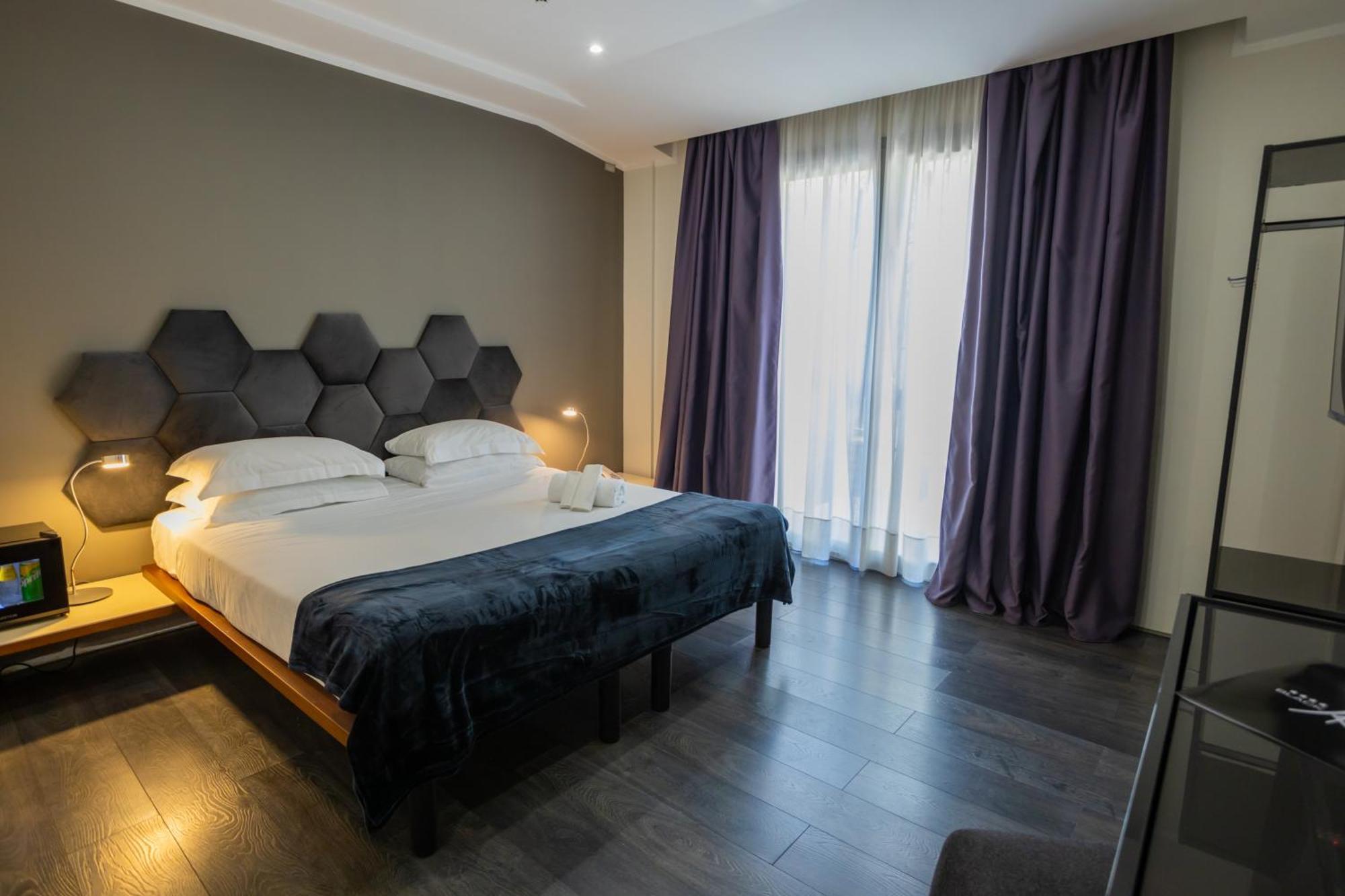 Superior Double Room,1528651777:JPEG