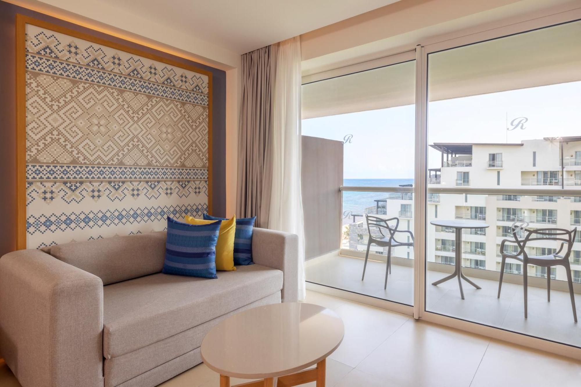Luxury Junior Suite