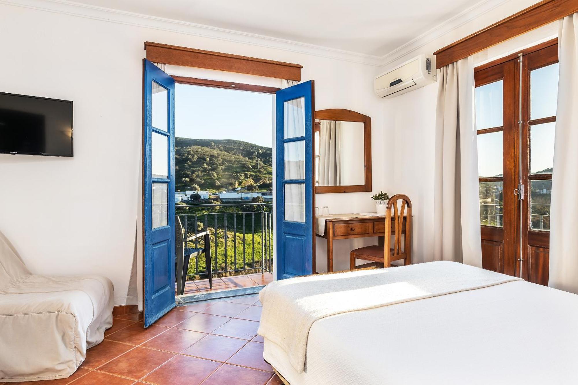 Double or Twin Room with River View,1529252629:JPEG
