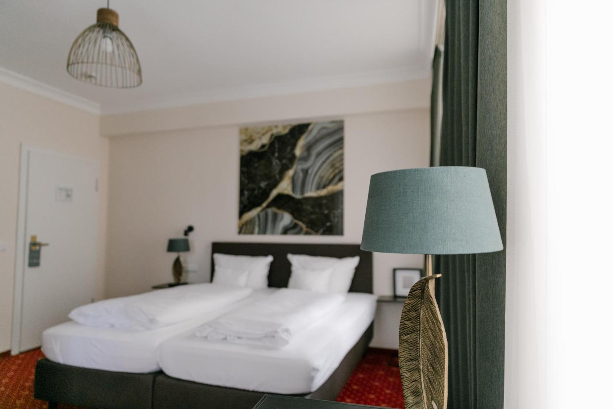 Standard Double Room,1772880334:JPEG