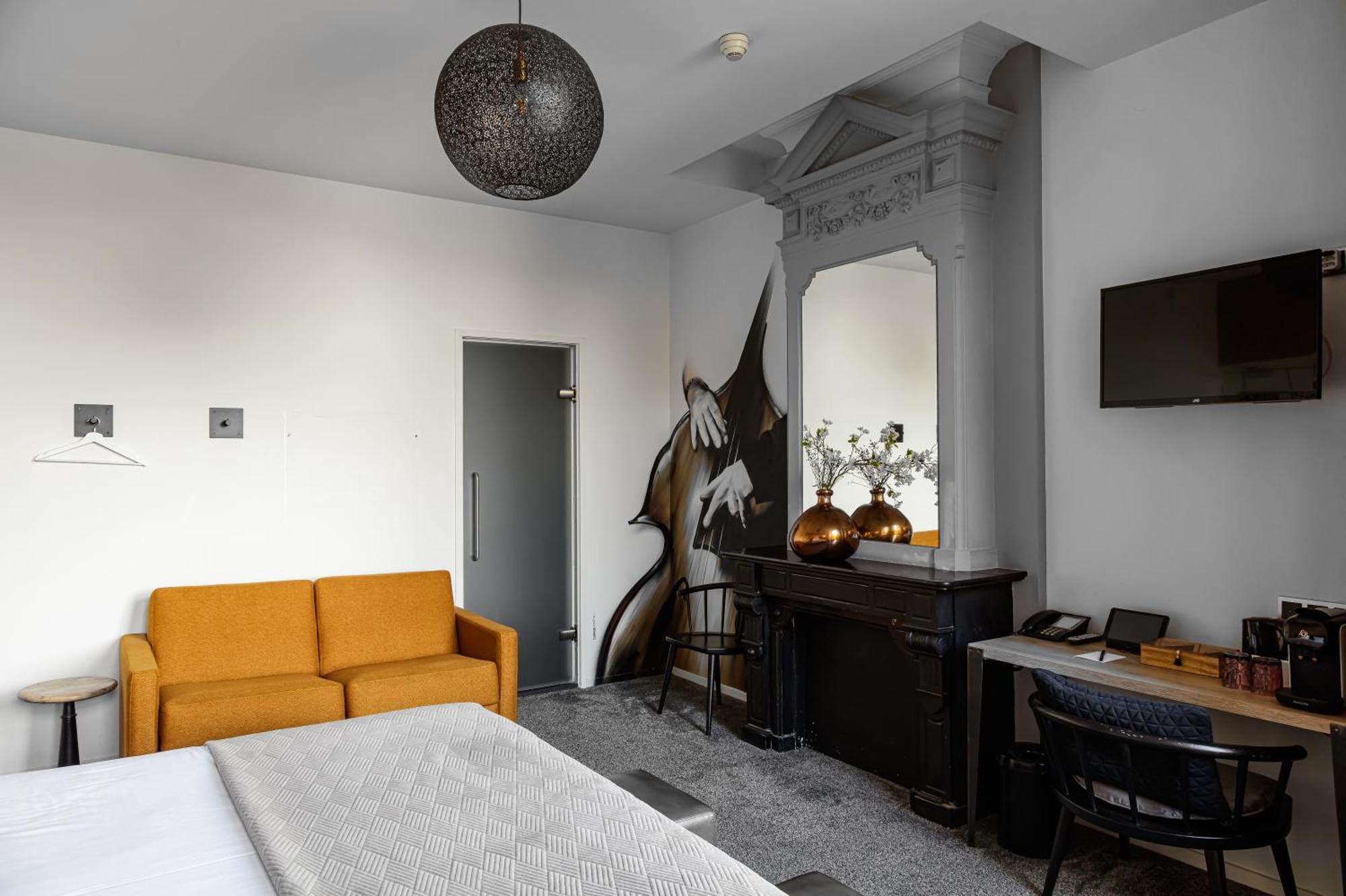 Deluxe Double Room Canal View
