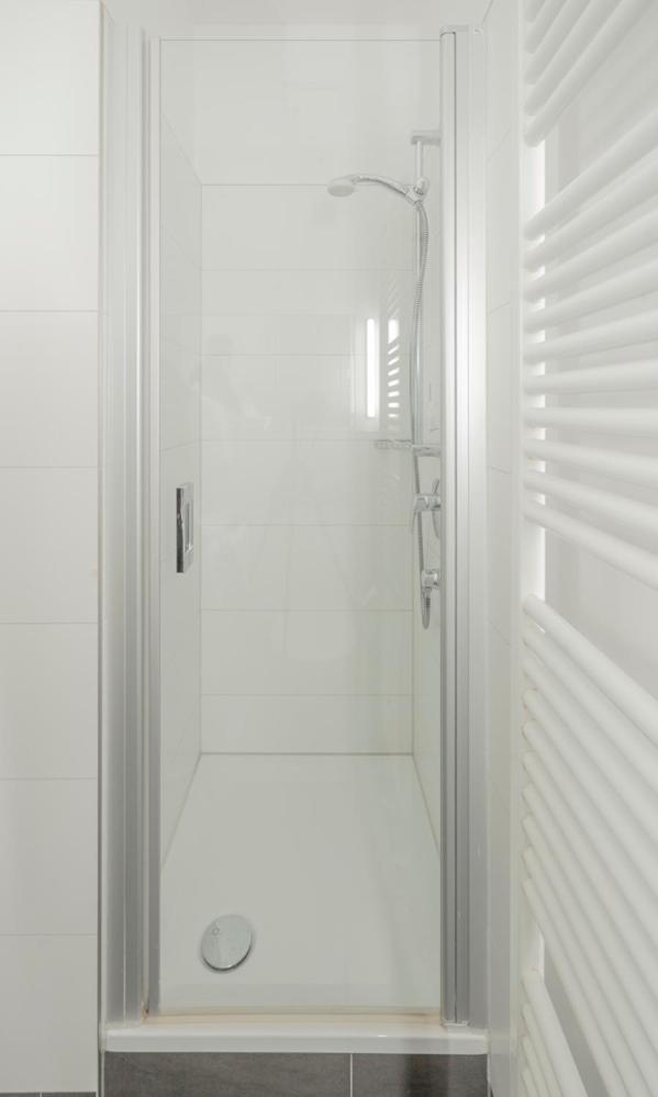Double Room,1532078434:JPEG