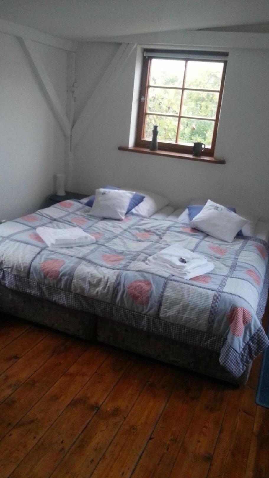 Double Room,1530375799:JPEG