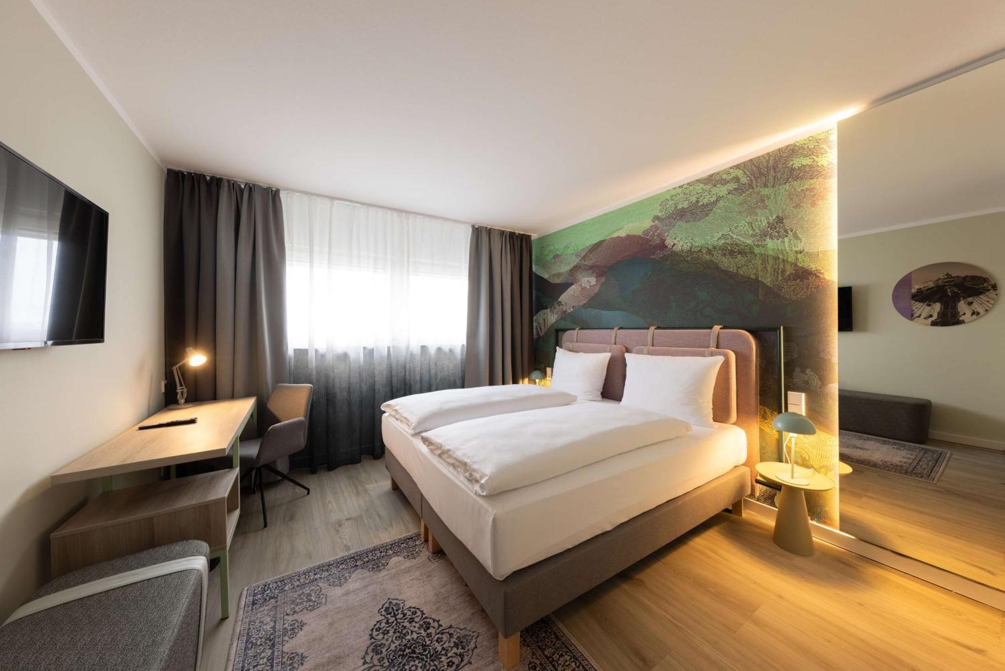 Standard Single Room,1530830125:JPEG