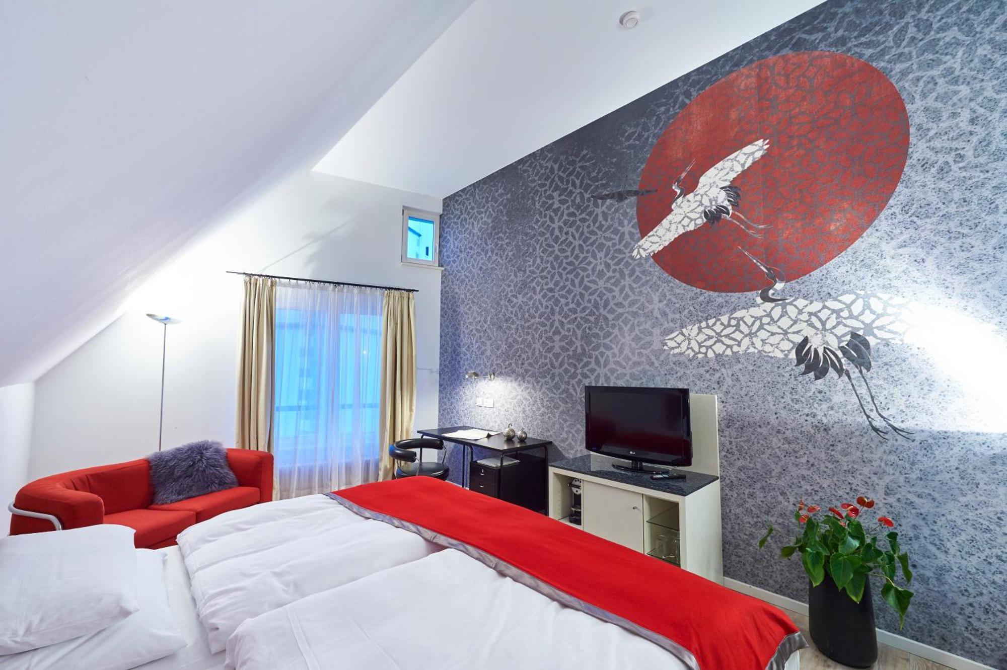 Large Double Room