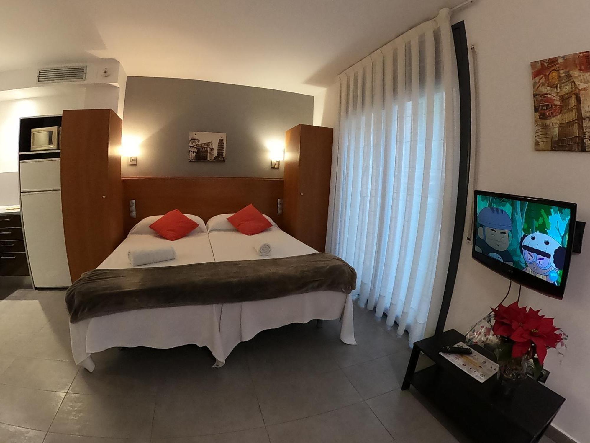 Studio Apartment