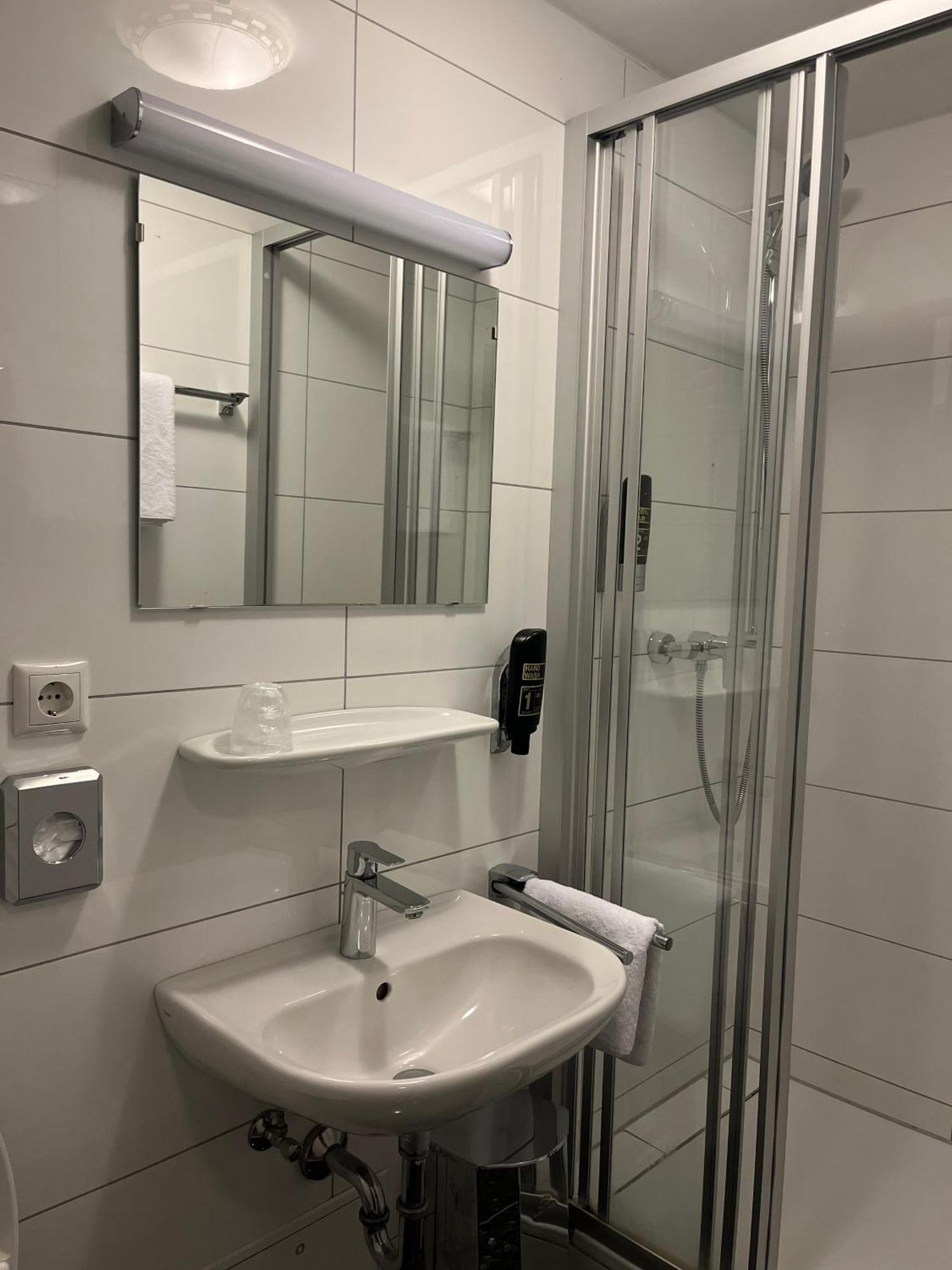 Small Single Room