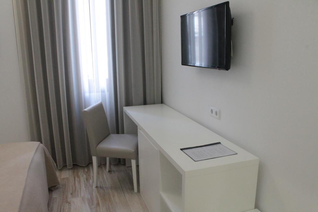 Double or Twin Room,176265798:JPEG