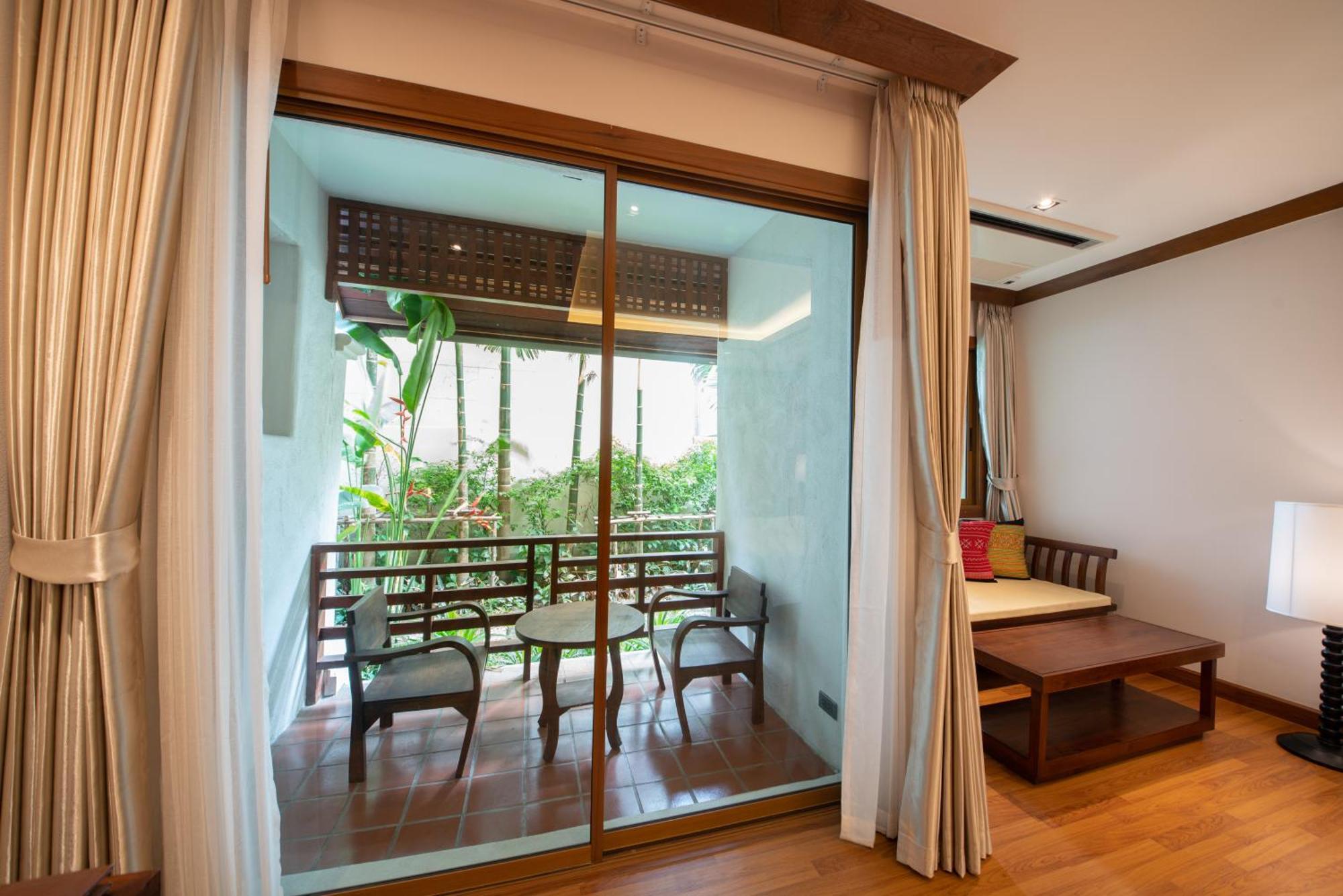 Deluxe Balcony