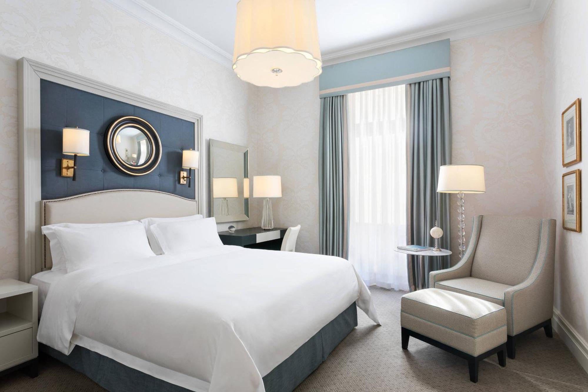 Classic Guest room 1 Queen,1350914809:JPEG