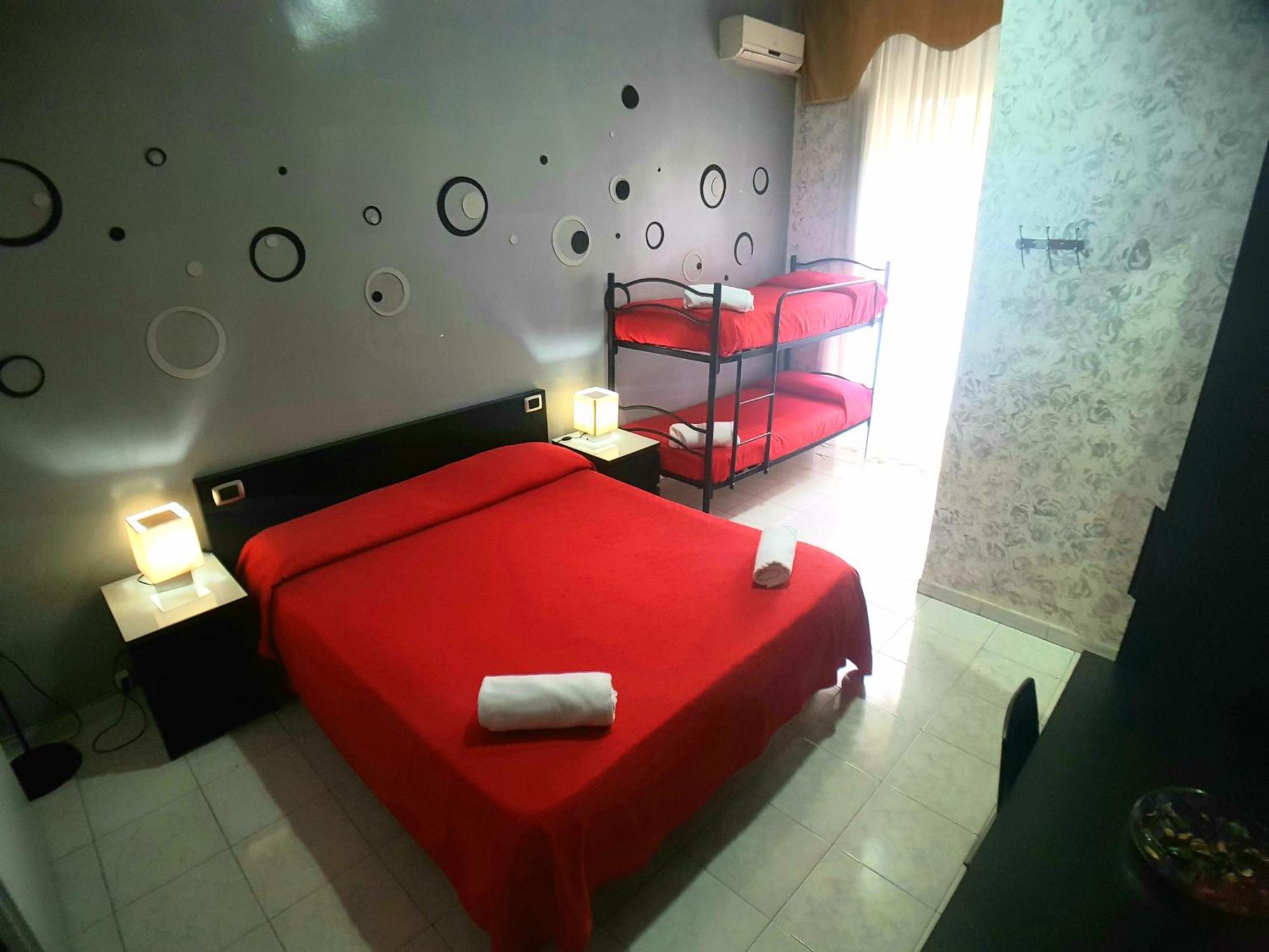 Triple Room,1532365450:JPEG
