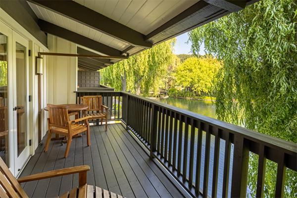 Pavilion Junior Suite