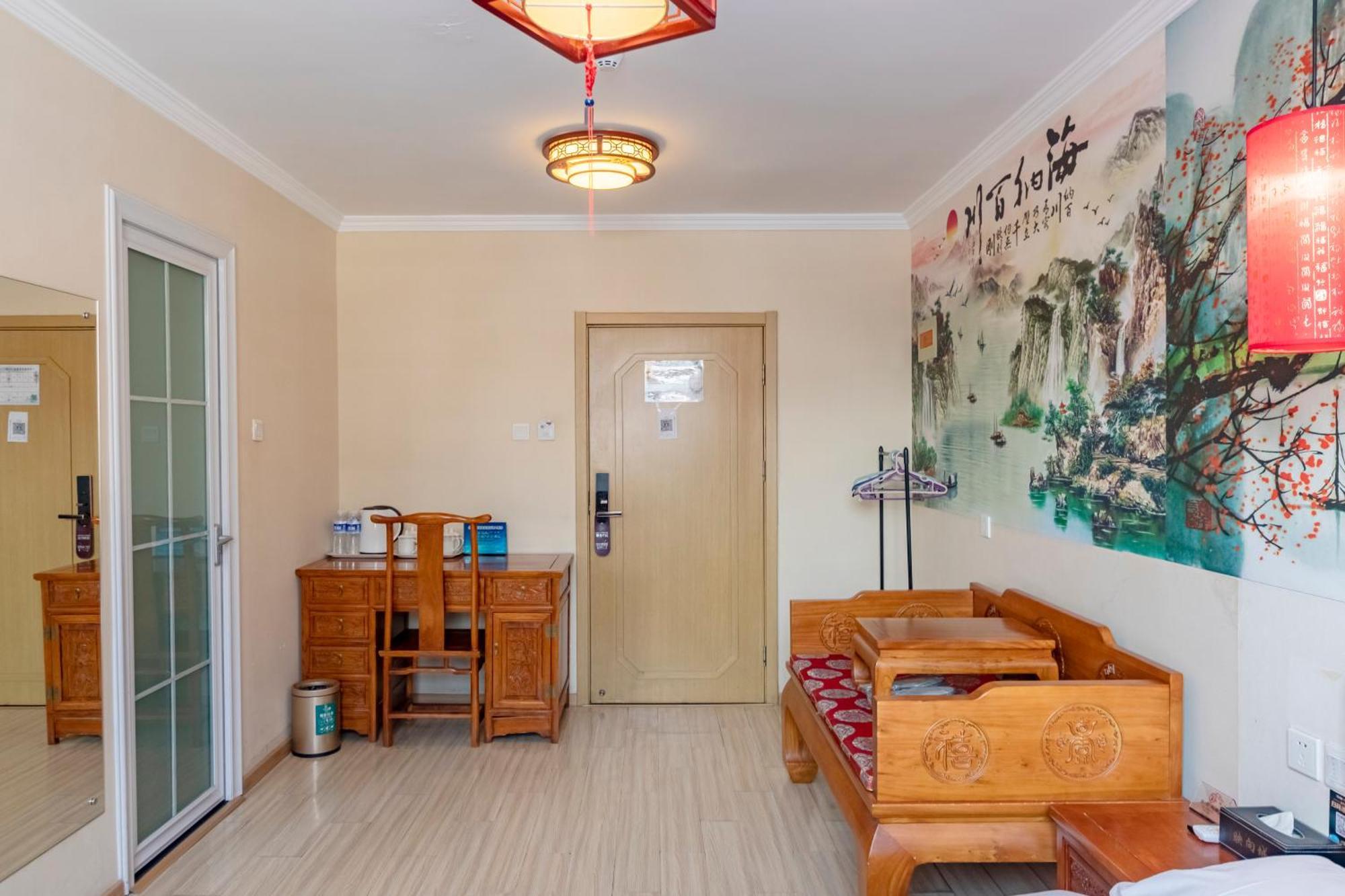 Two-Bedroom Suite