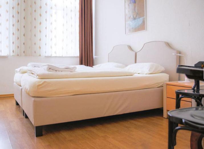 Double Room Private Bathroom