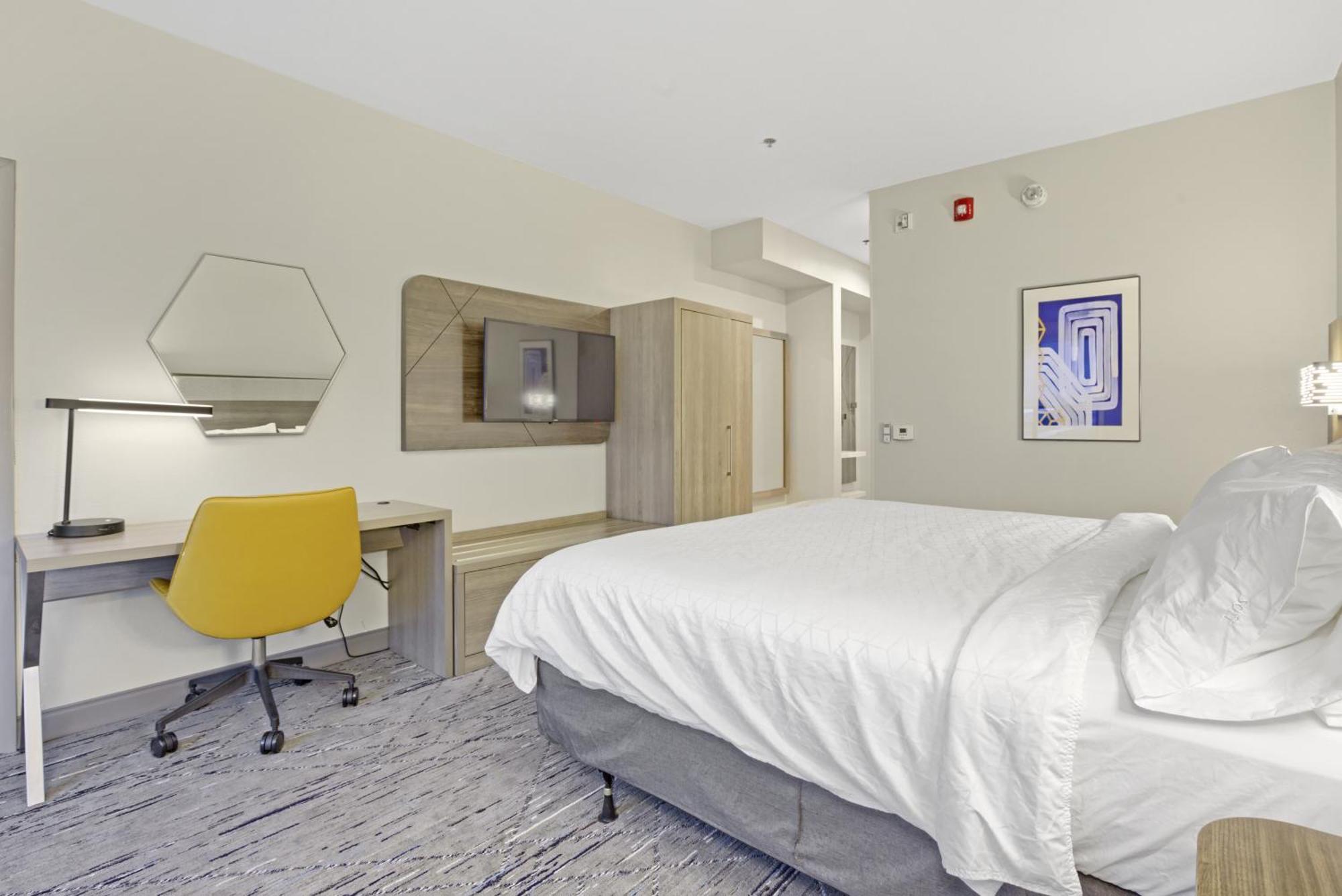 King Room Mobility Access or Hearing Accessible