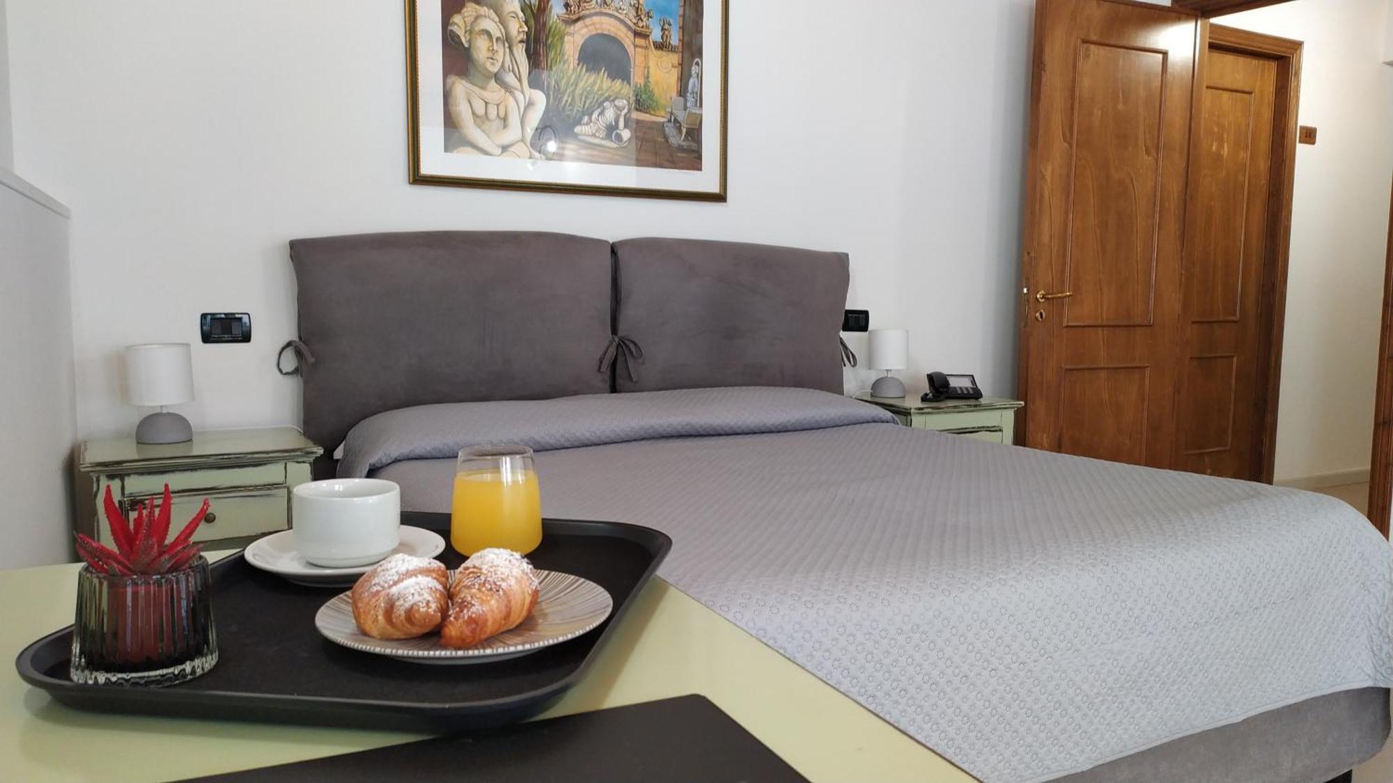 Economy Double or Twin Room,1534756432:JPEG