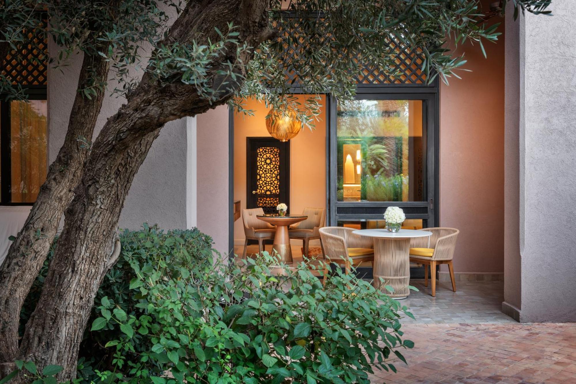 Superior Garden Patio Room King Bed