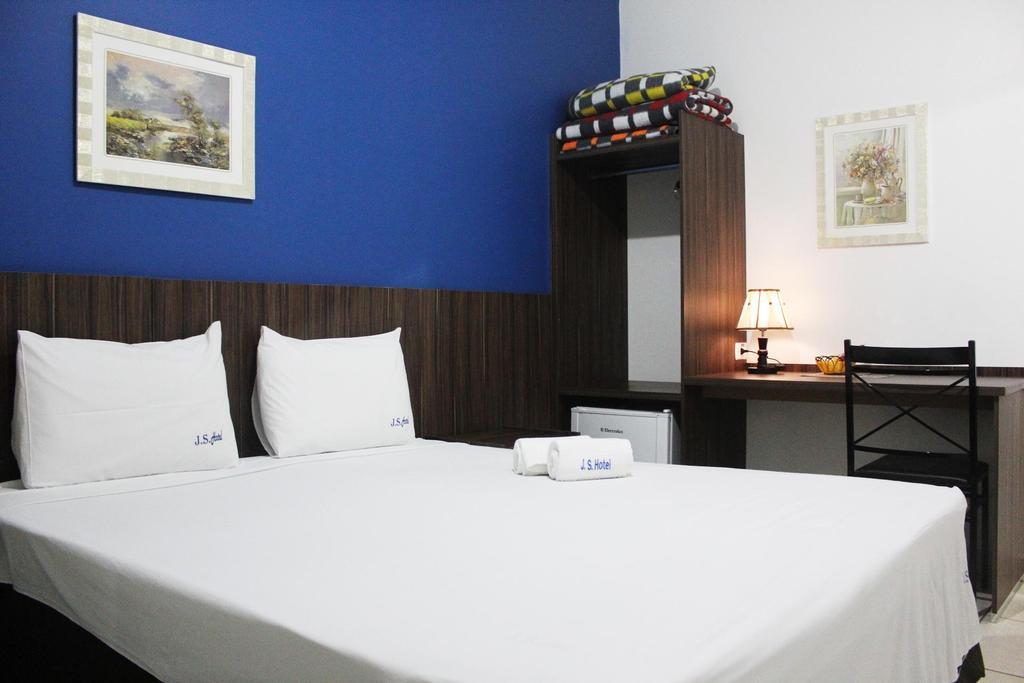 Standard Double Room,184343004:JPEG