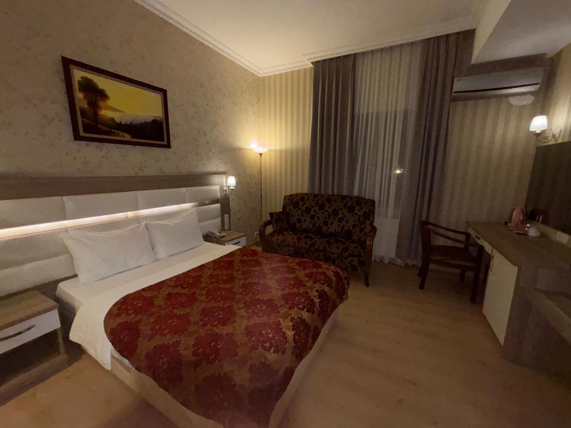 Standard Queen Room,1535133655:JPEG