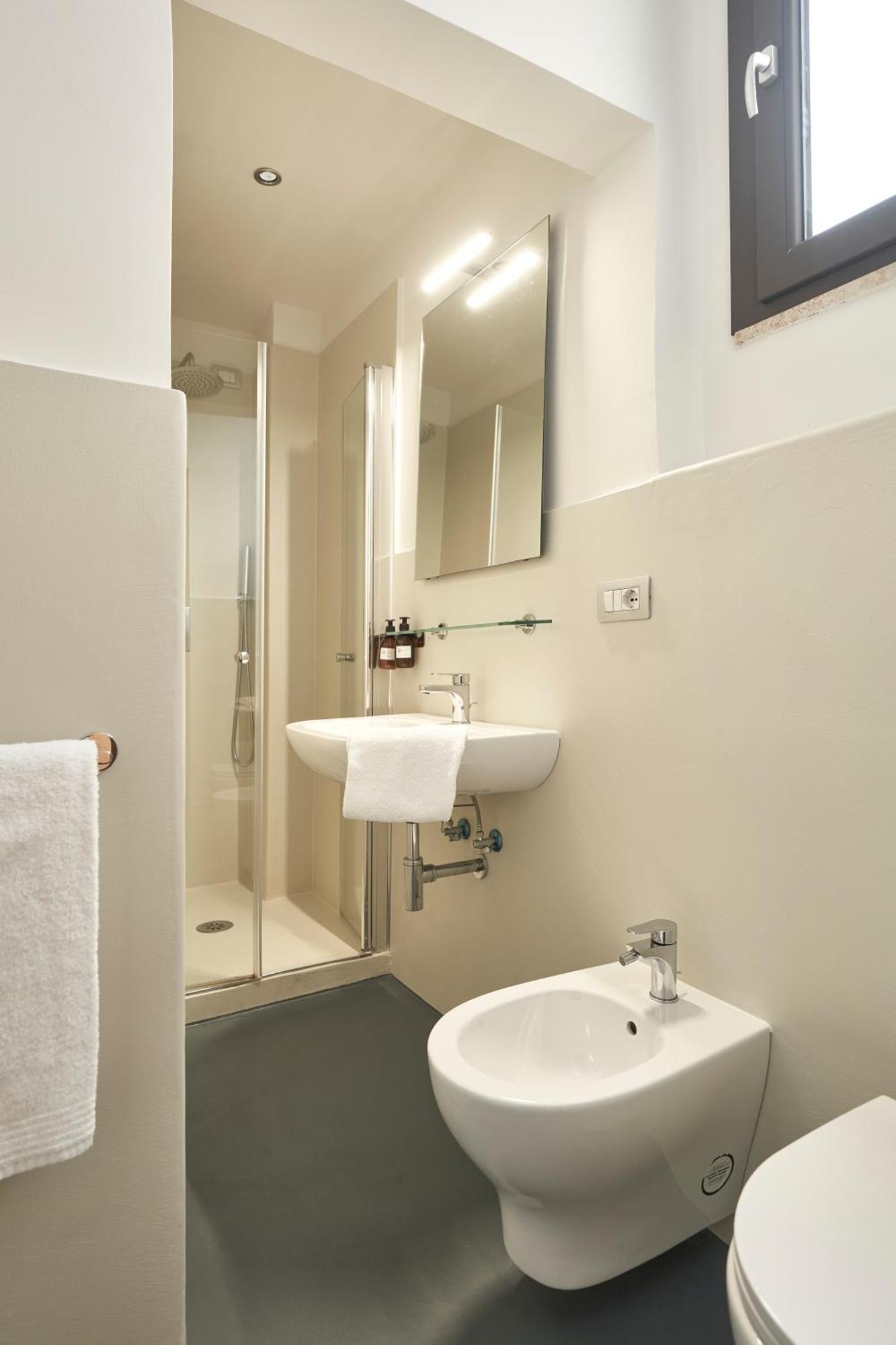 Executive Single Room,1535308426:JPEG