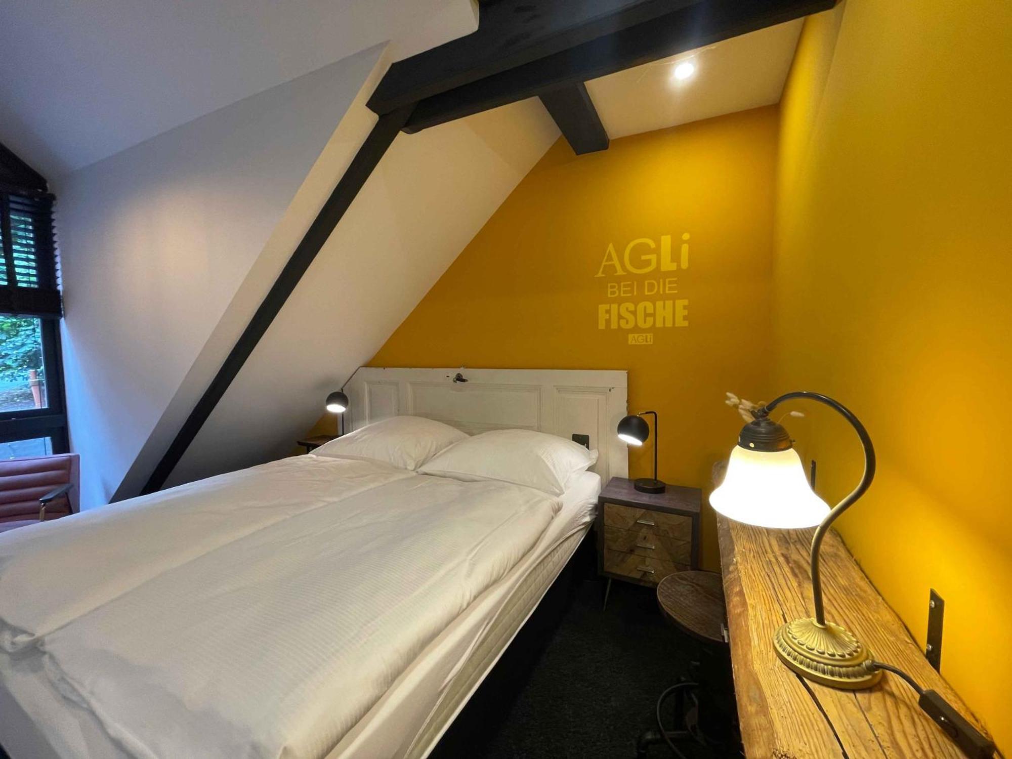 Double Room,1296931336:JPEG