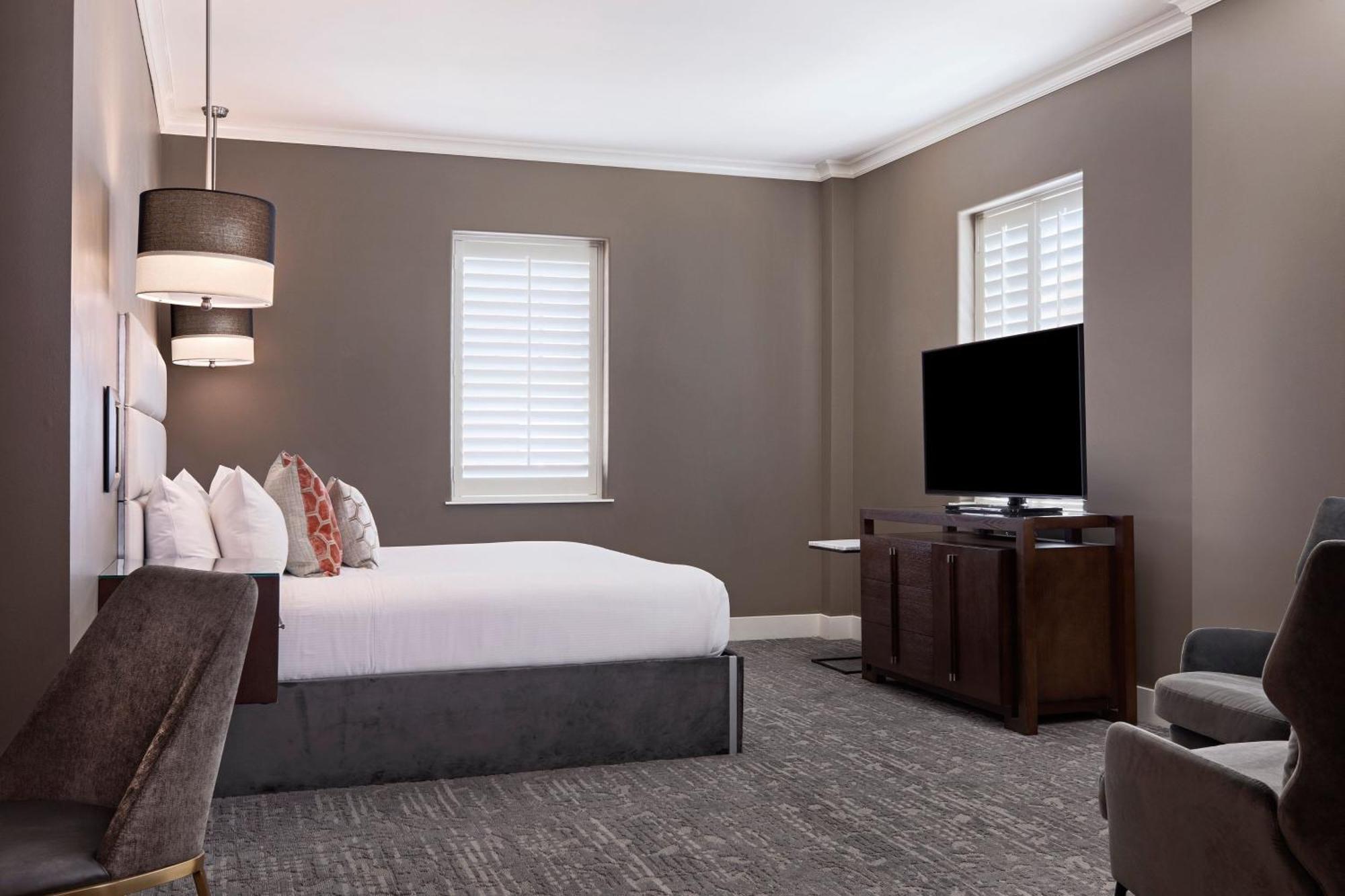 Corner King Room,1398192743:JPEG