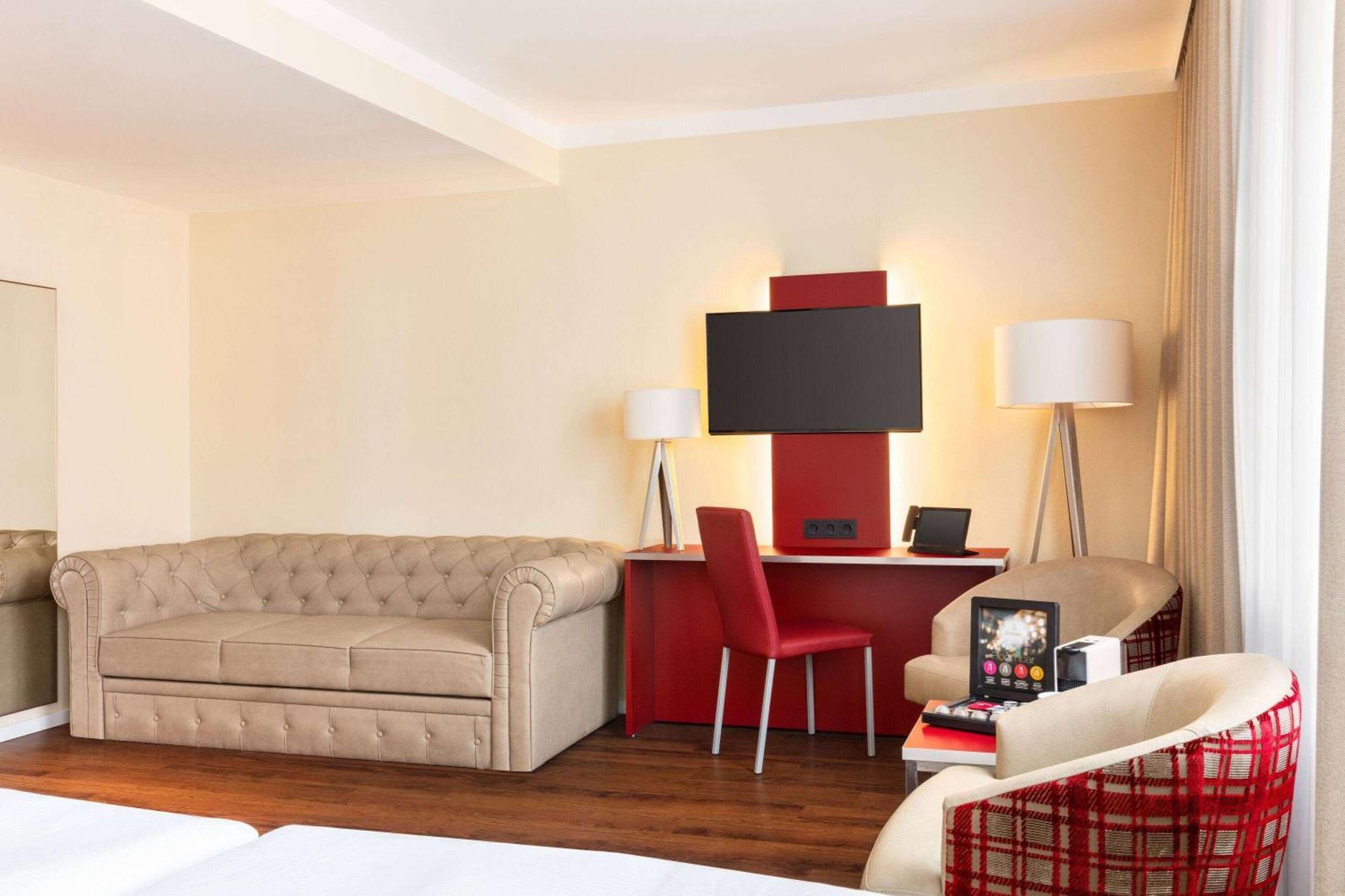 Lounge Room,1536585691:JPEG