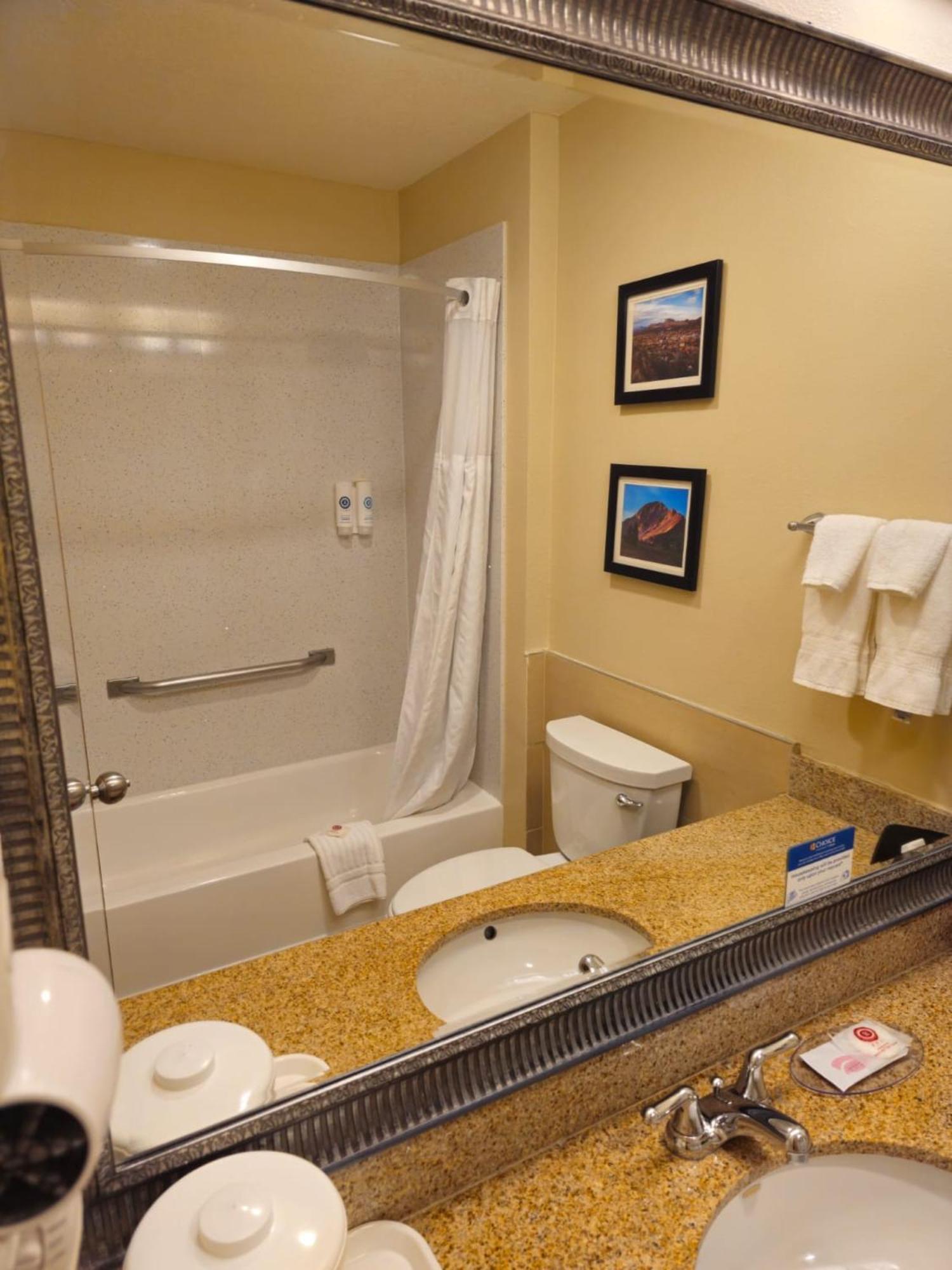 Double Room with Two Double Beds - Non-Smoking