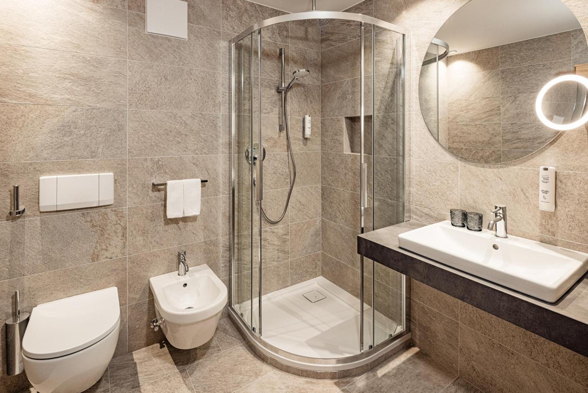 Classic Quadruple Room,1595409782:JPEG
