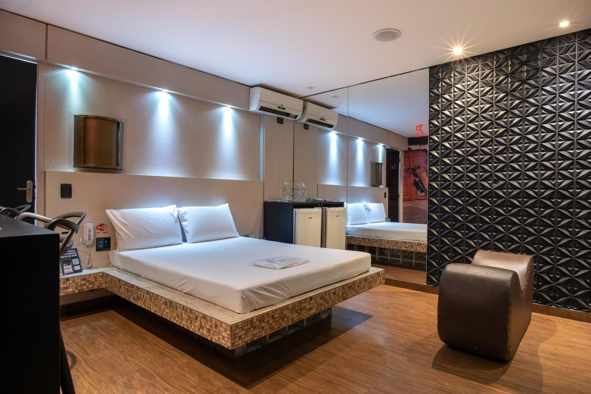 Suite Hot Tub