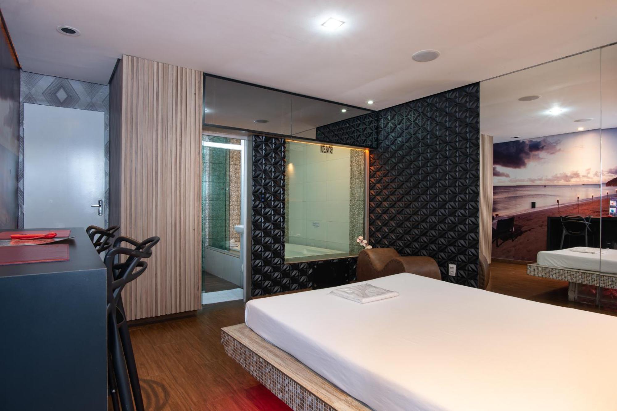 Suite Hot Tub