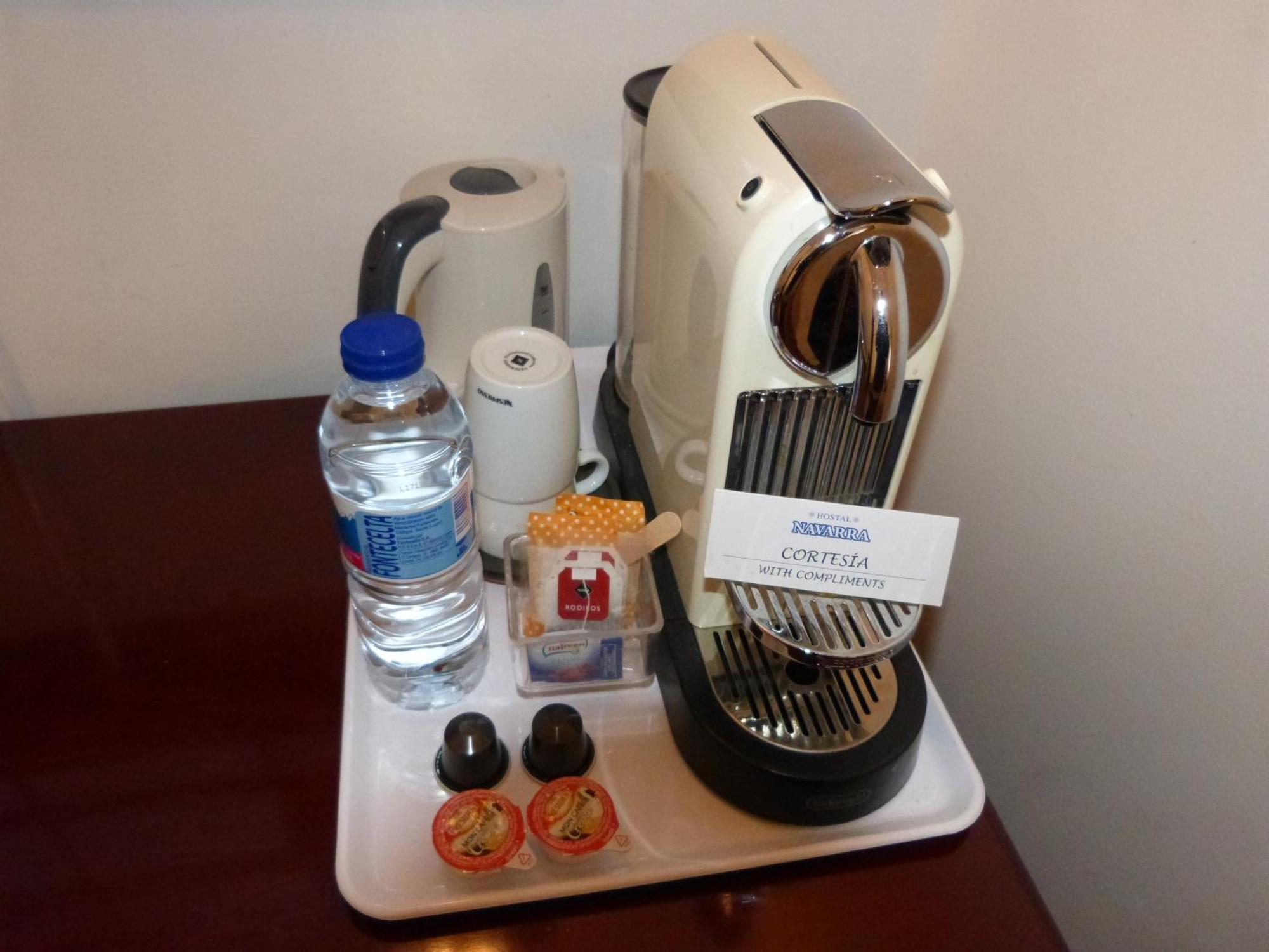 Small Double Room,1350390796:JPEG