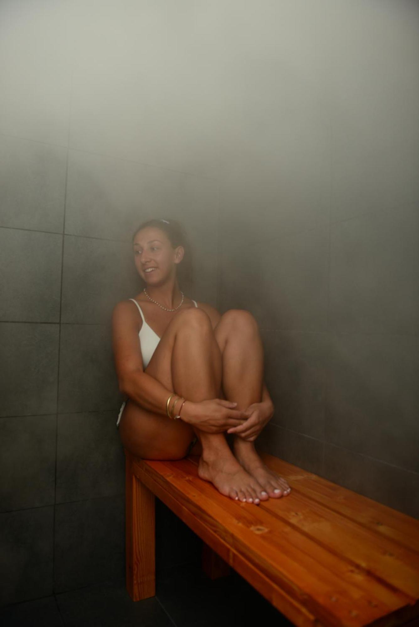 Queen Room Spa Bath