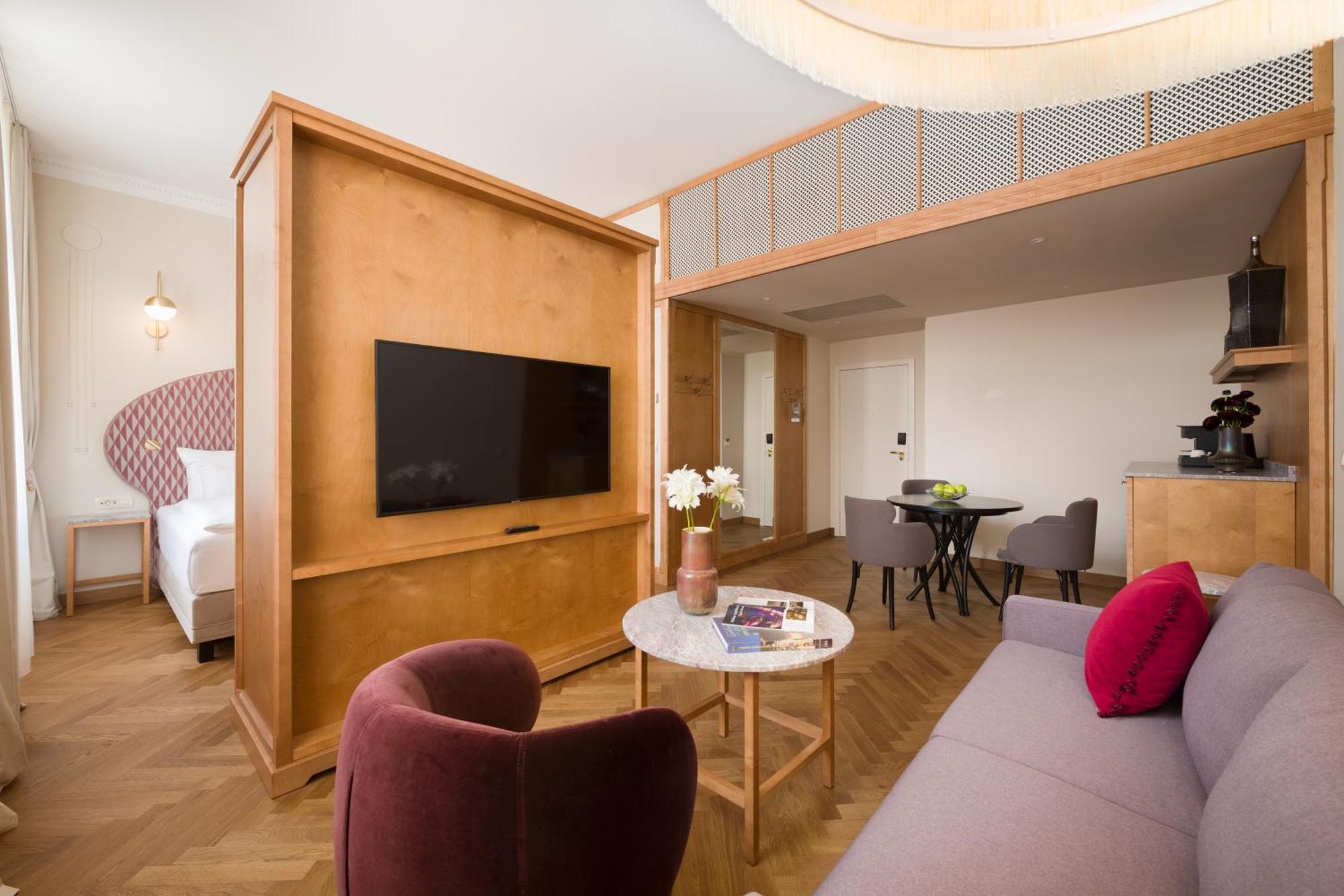 Junior Suite