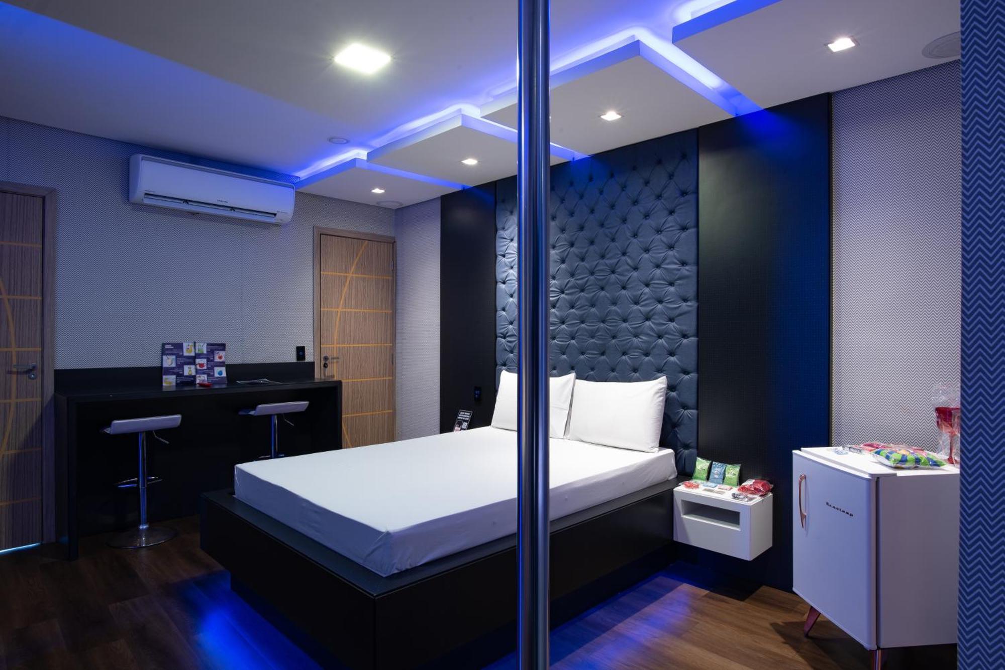 Deluxe Suite Spa Bath