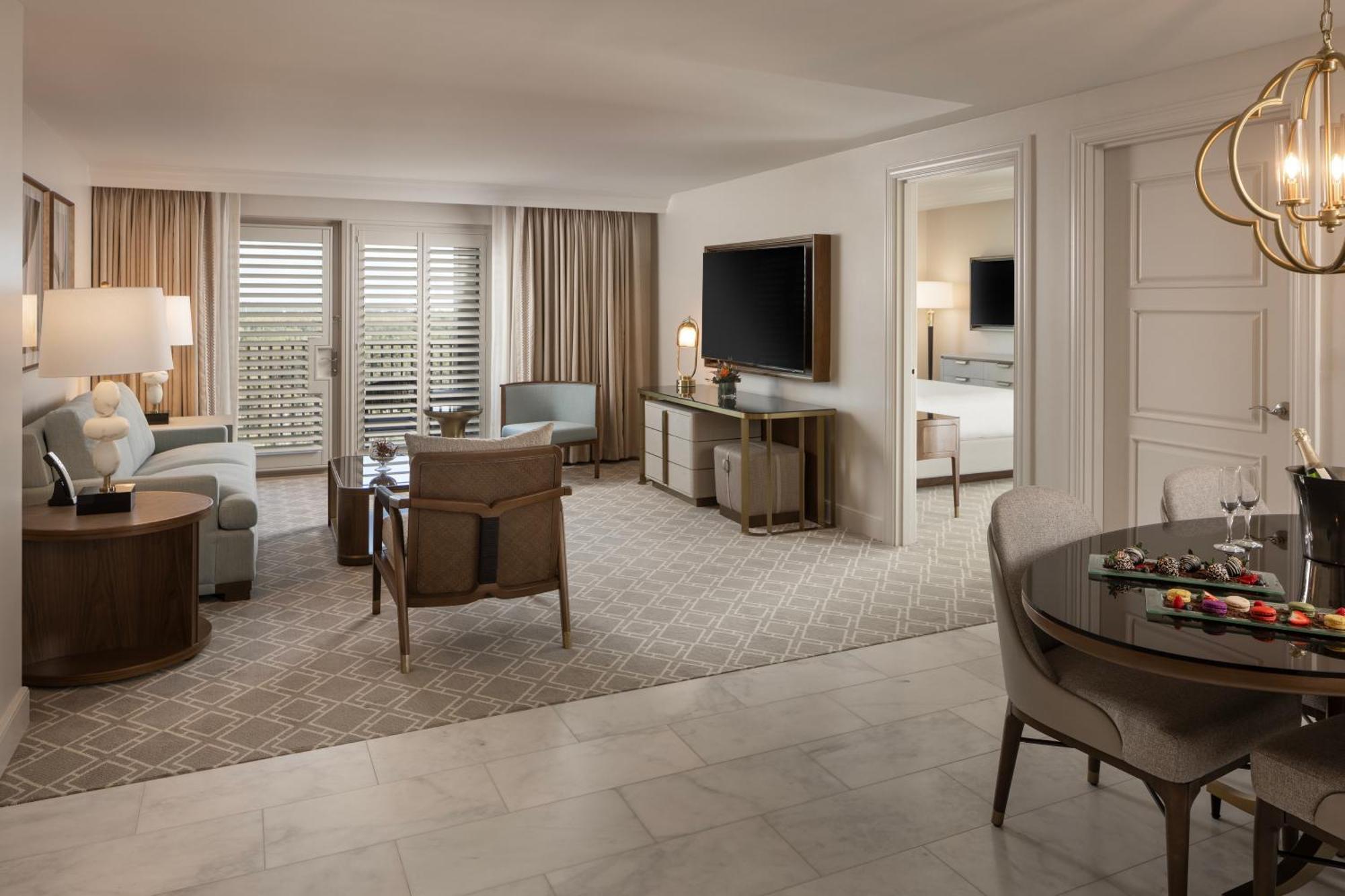 Luxury Family King Suite with Balcony,1657148859:JPEG