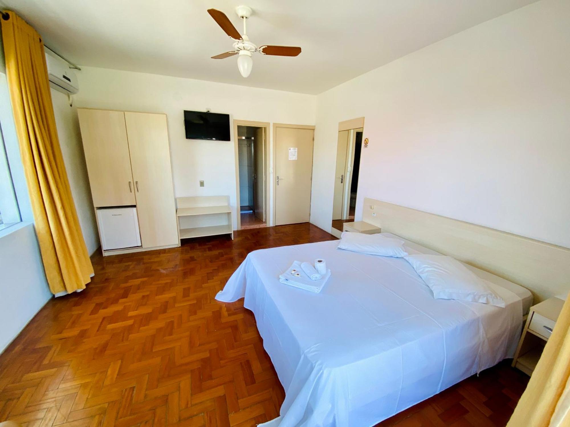 Double Room,1537260364:JPEG