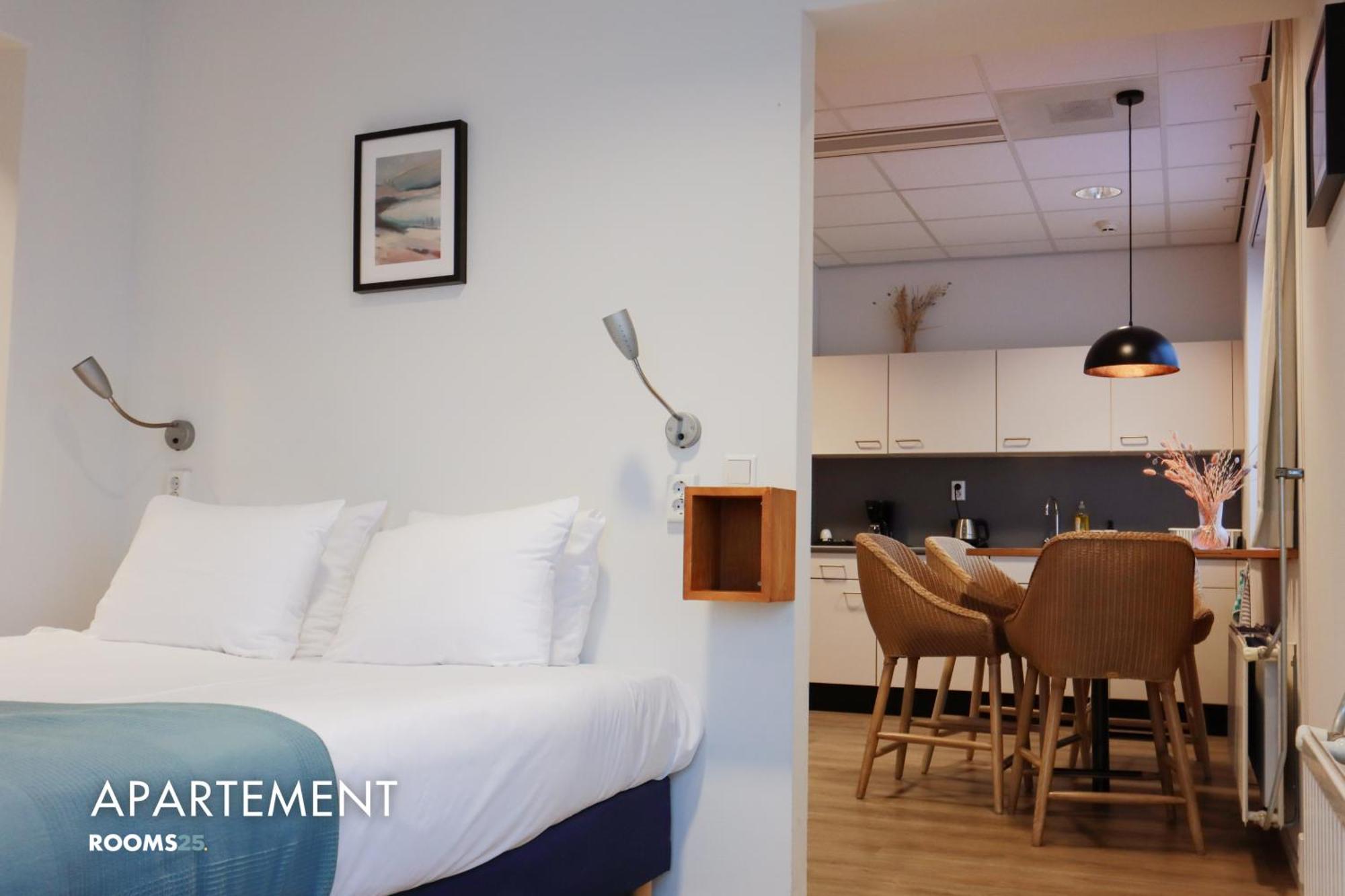 One-Bedroom Apartment,1497541135:JPEG
