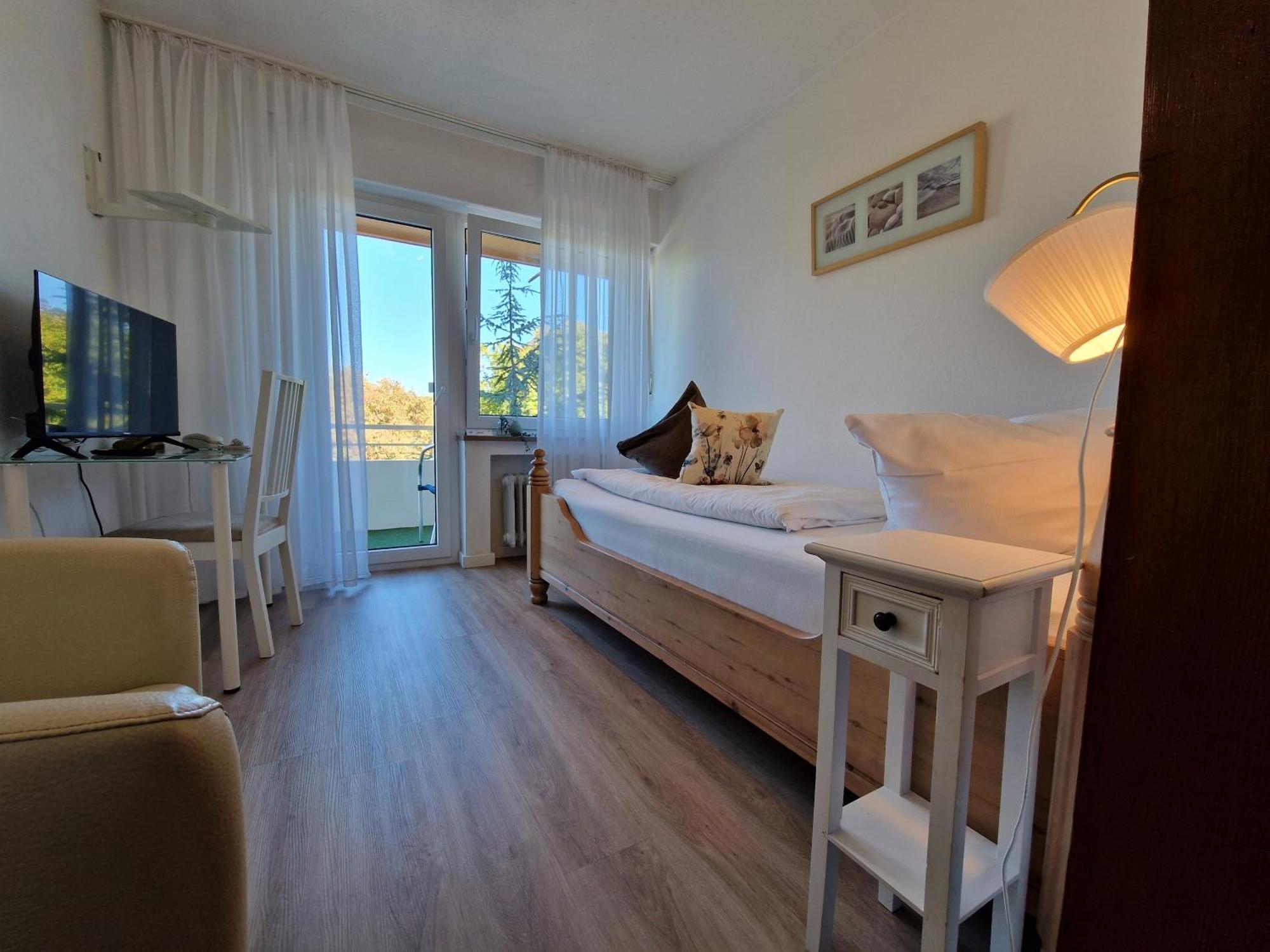 Single Room Balcony