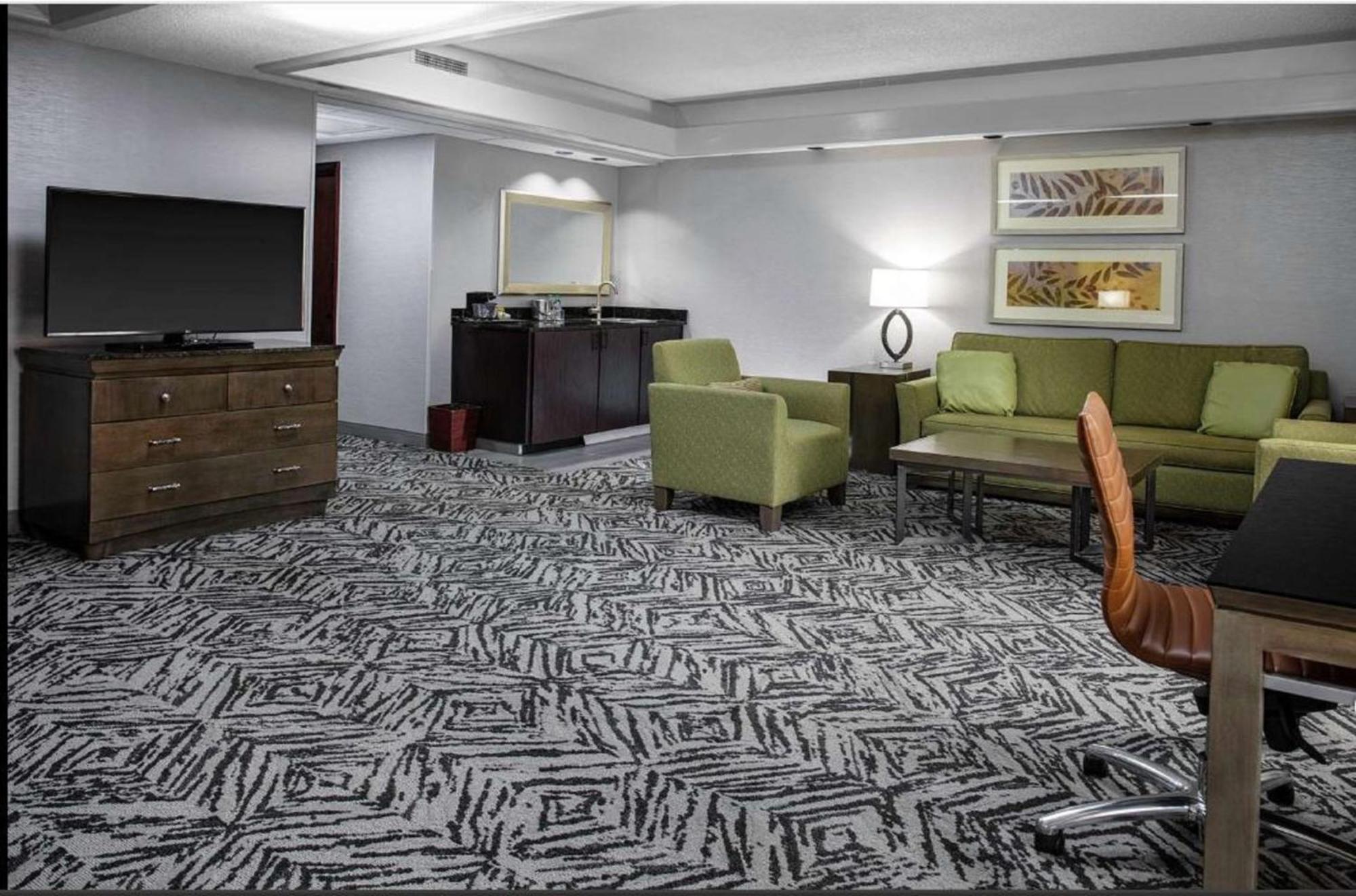 King Suite,1537397884:JPEG