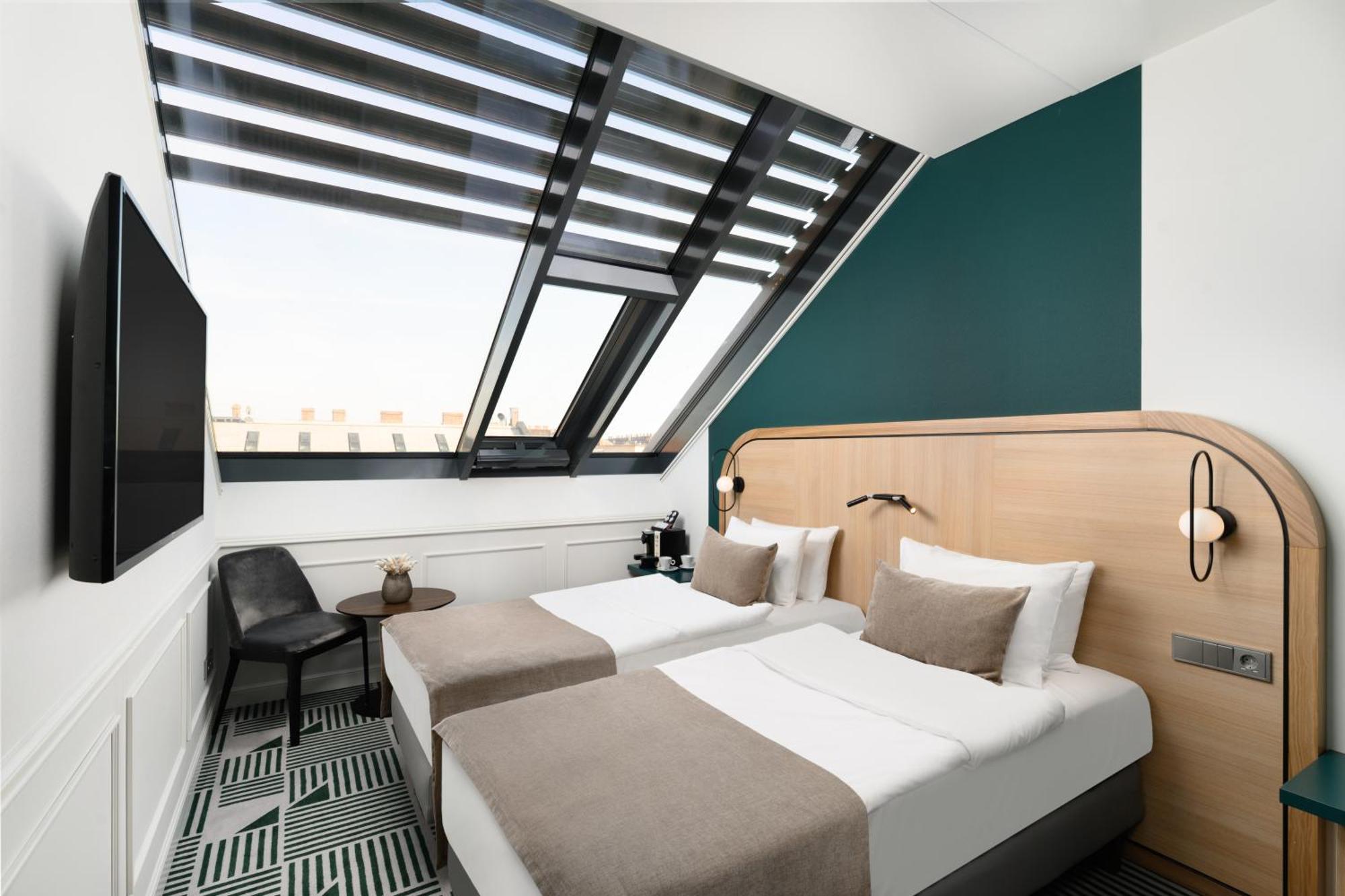 Superior Twin Room