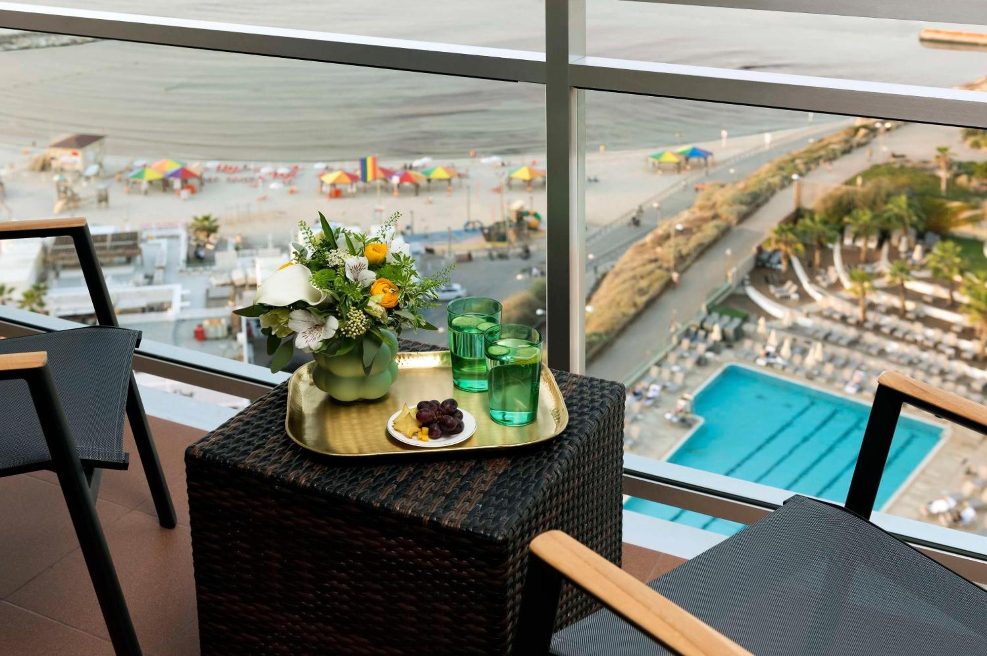 Executive King Studio with Sea View