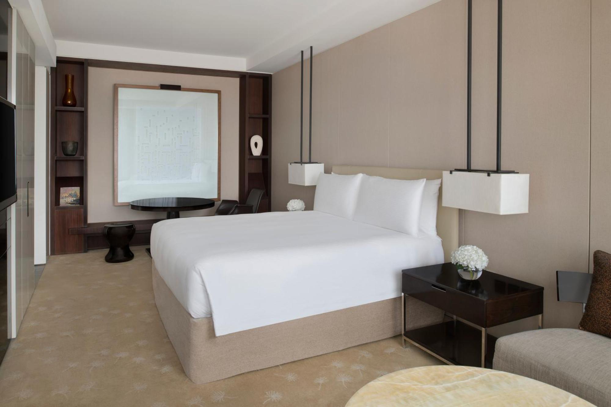 King Room Burj Khalifa View,1537503244:JPEG