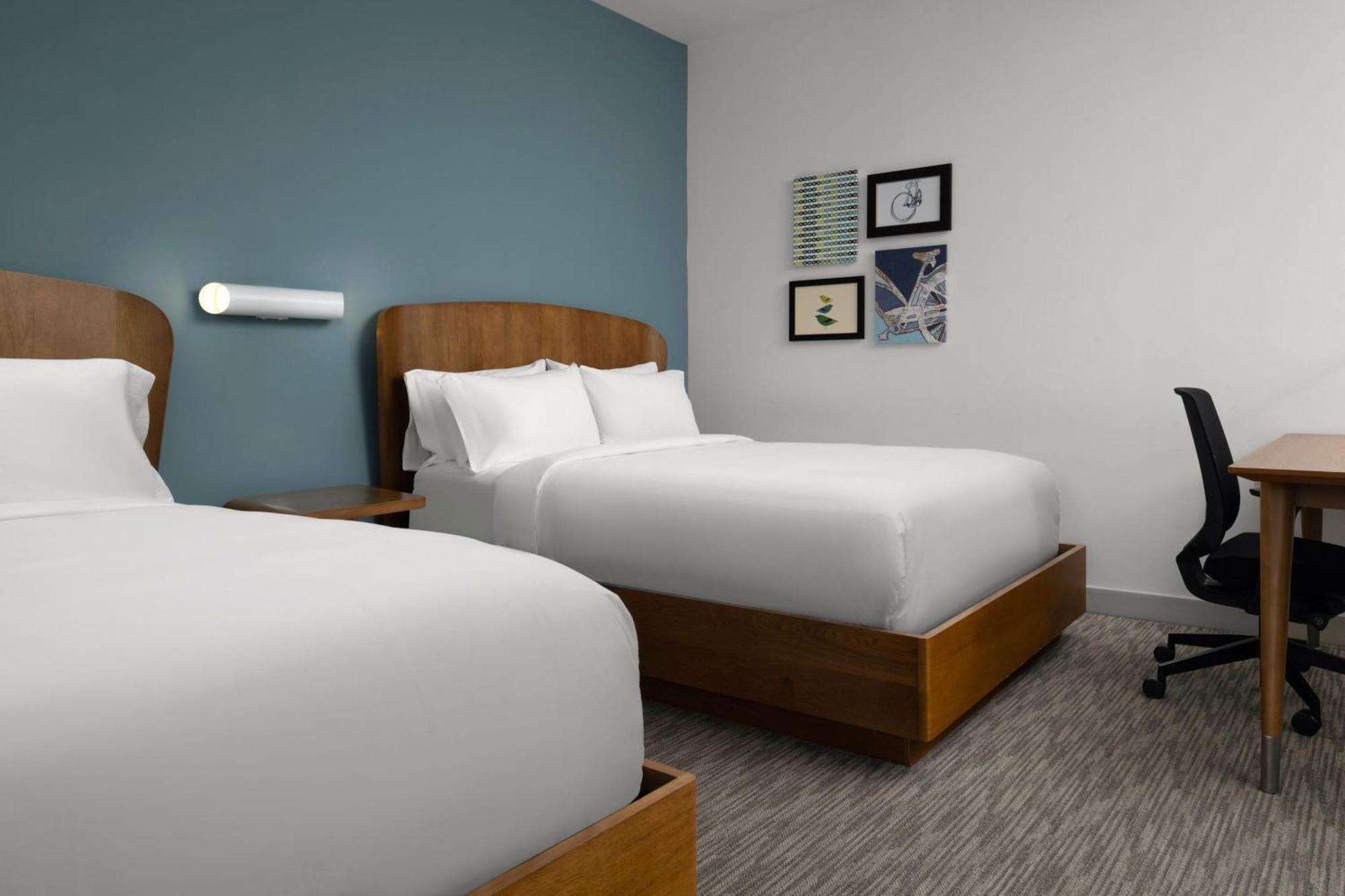 Queen Studio with Two Queen Beds - Sofa Bed (No Resort Fee)