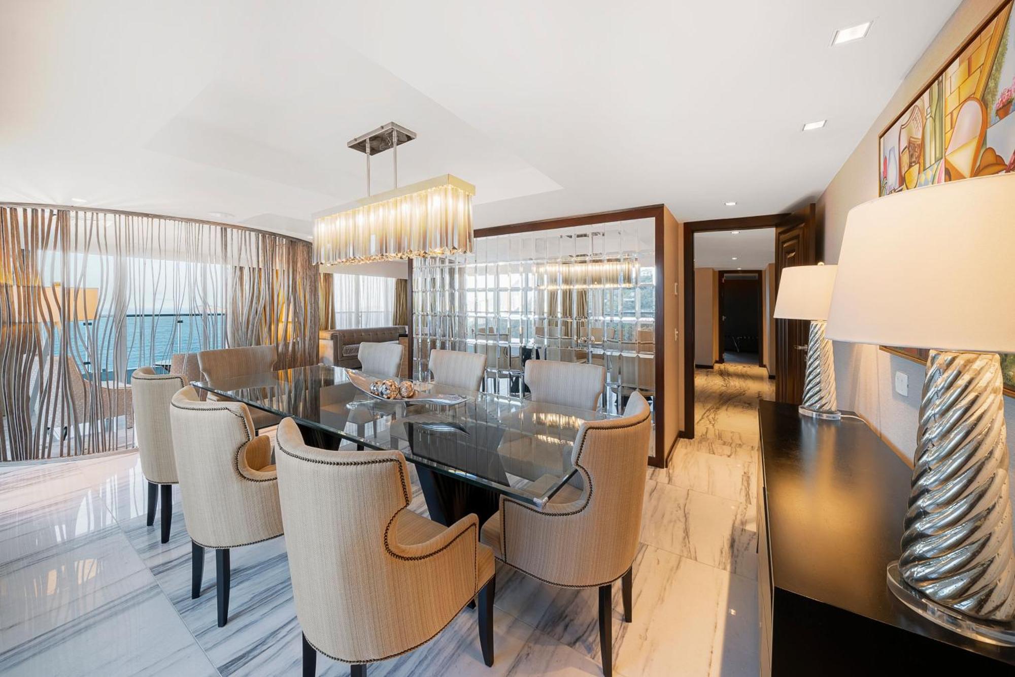Club lounge access Presidential Suite 1 King Oceanfront