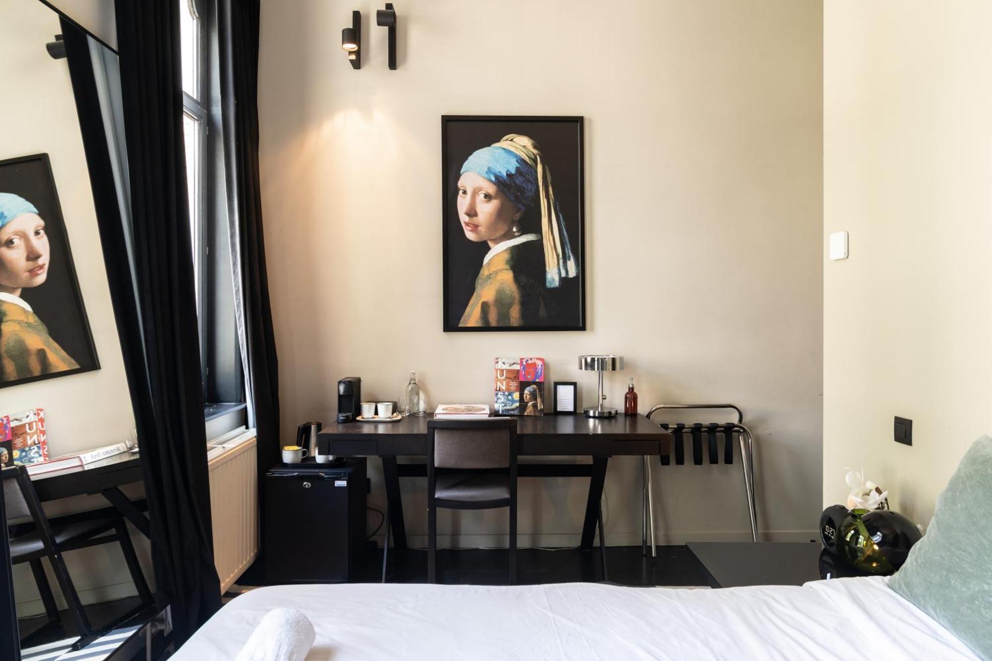 Queen Room Balcony