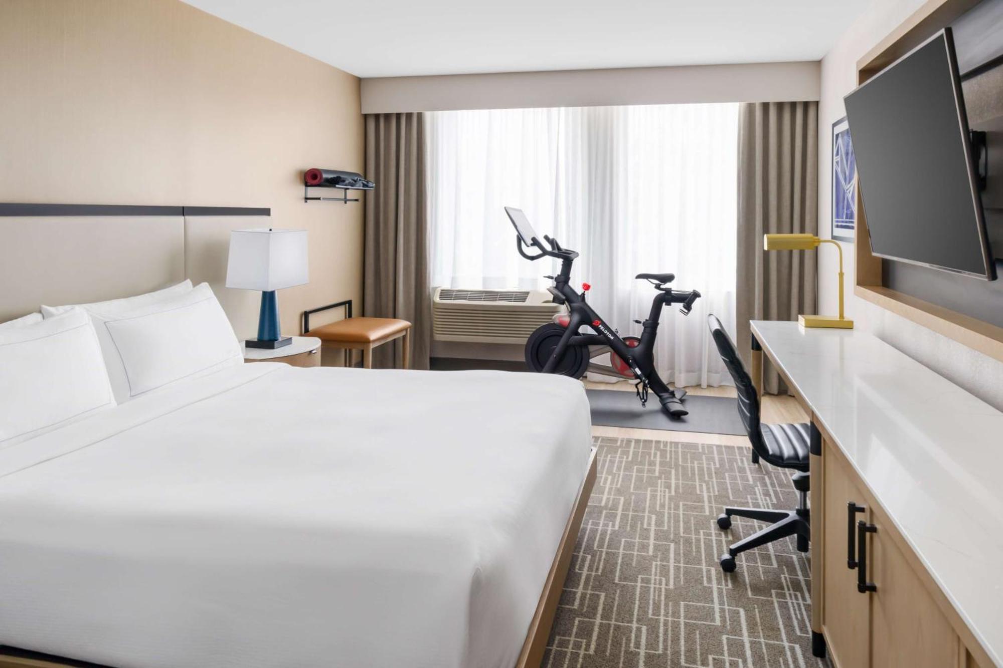 King Room Peloton Bike,1524288328:JPEG