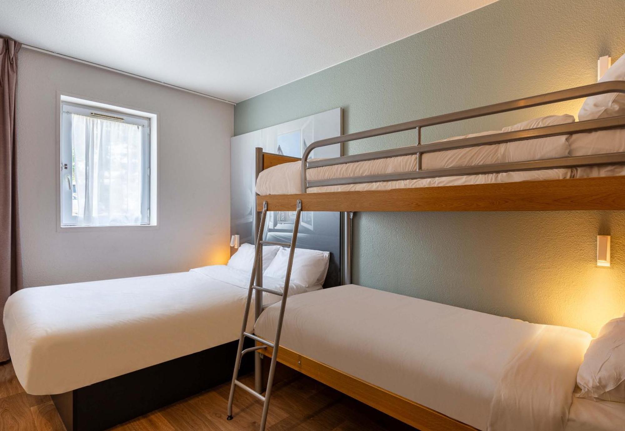 Quadruple Room,1537775815:JPEG