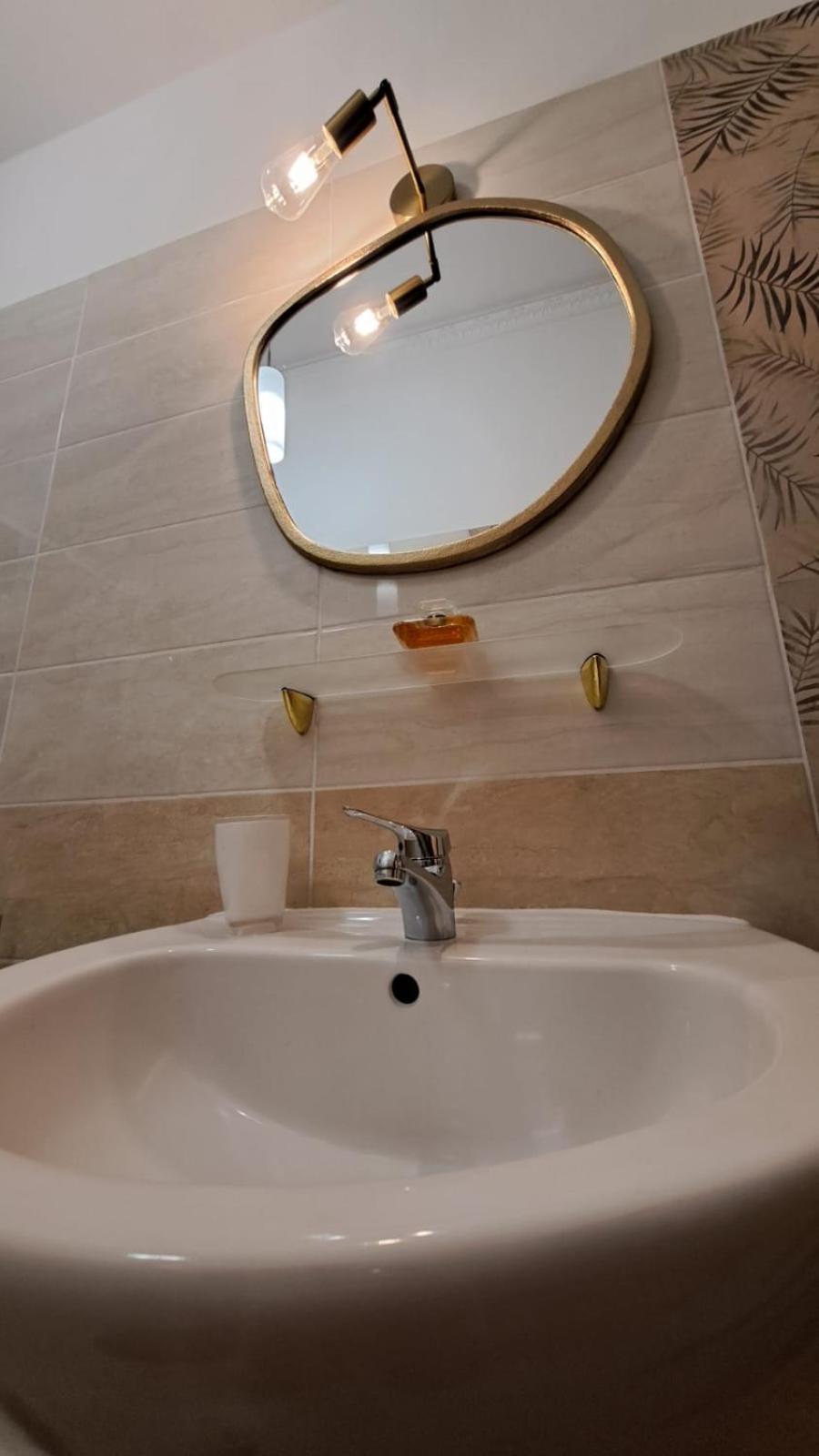 Deluxe Suite Spa Bath