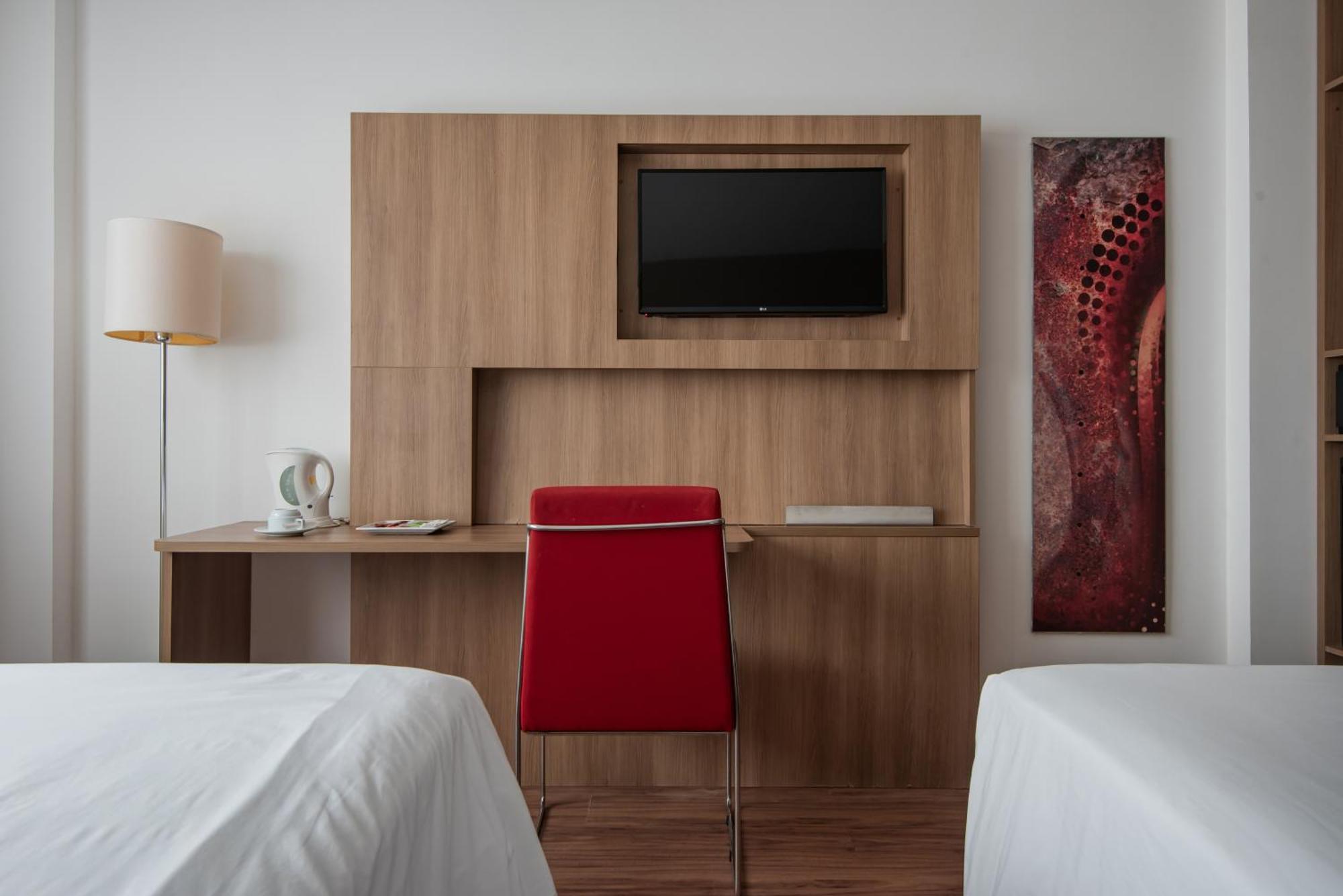 Superior Room Two Double Beds Non-Smoking